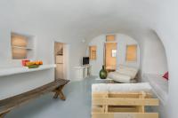 Artia Mansion - Bed and Breakfast Oía