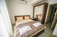 Appartement met Uitzicht op het Zwembad 