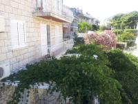 Doppelzimmer mit Gemeinschaftsbad und Balkon (2 Erwachsene) 