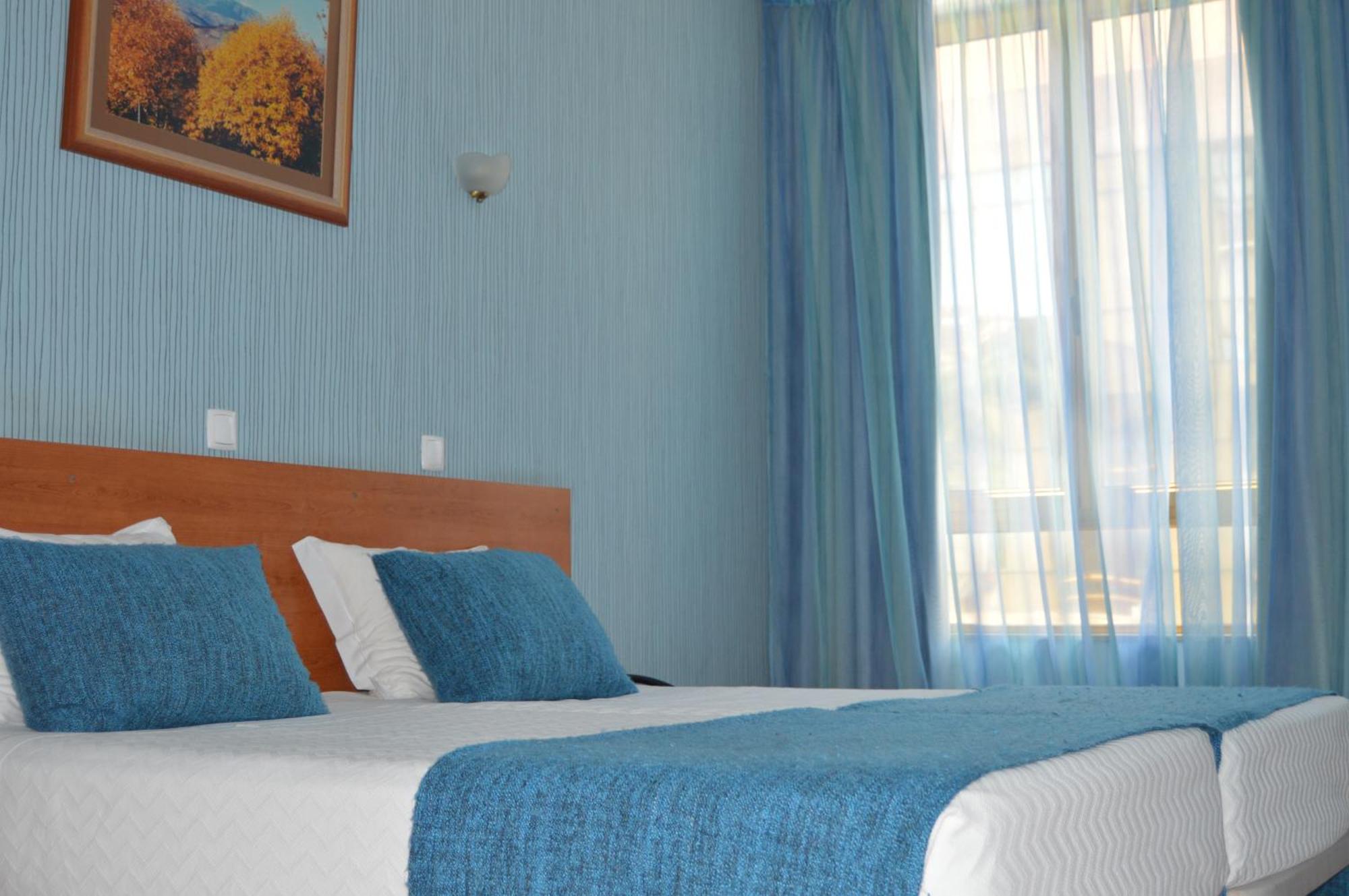 Imperio Hotel — photo 2