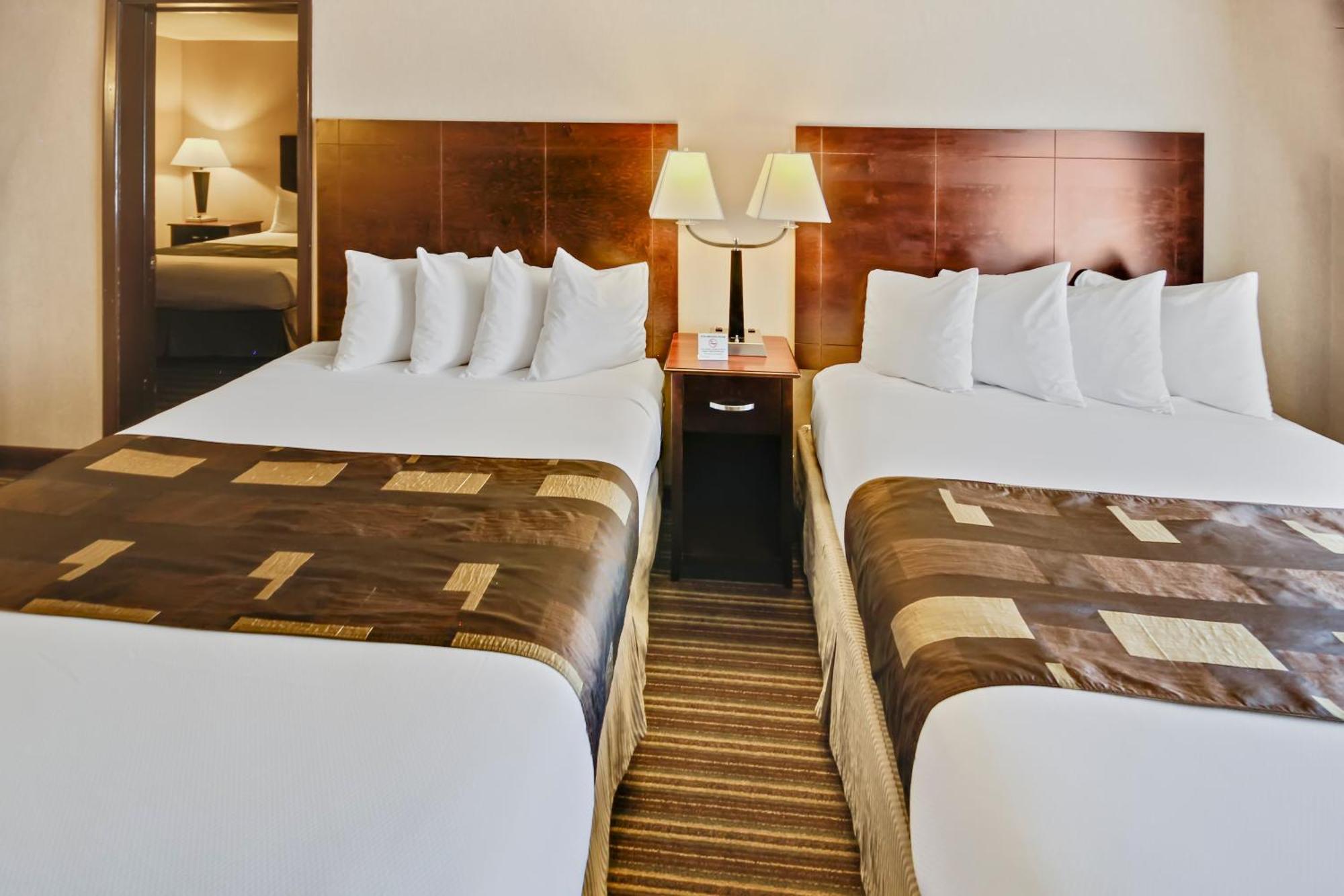 Yellowstone West Gate Hotel — foto 4
