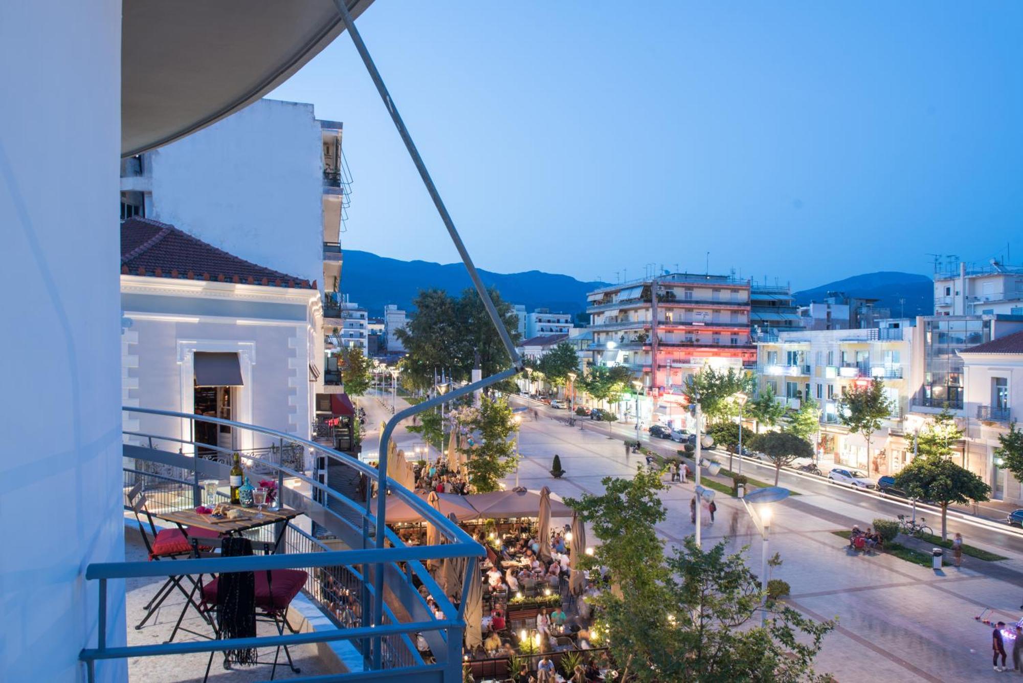 6. Kalamata Art Rooms