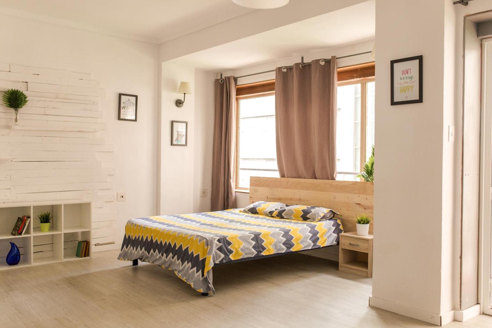 Big Room Holiday Alicante