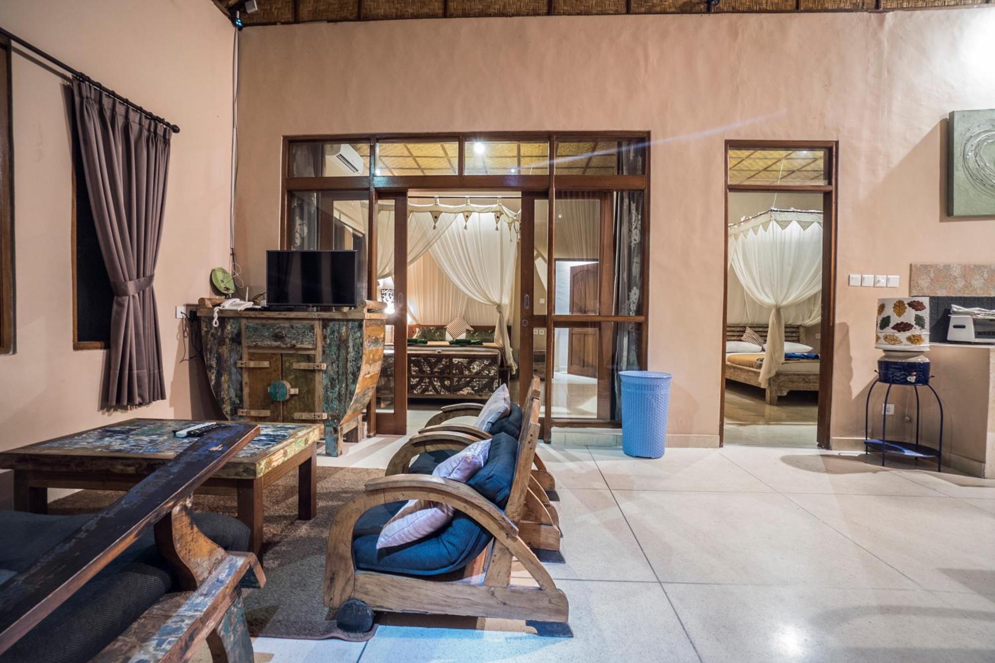 Gajah Biru Bungalows 4