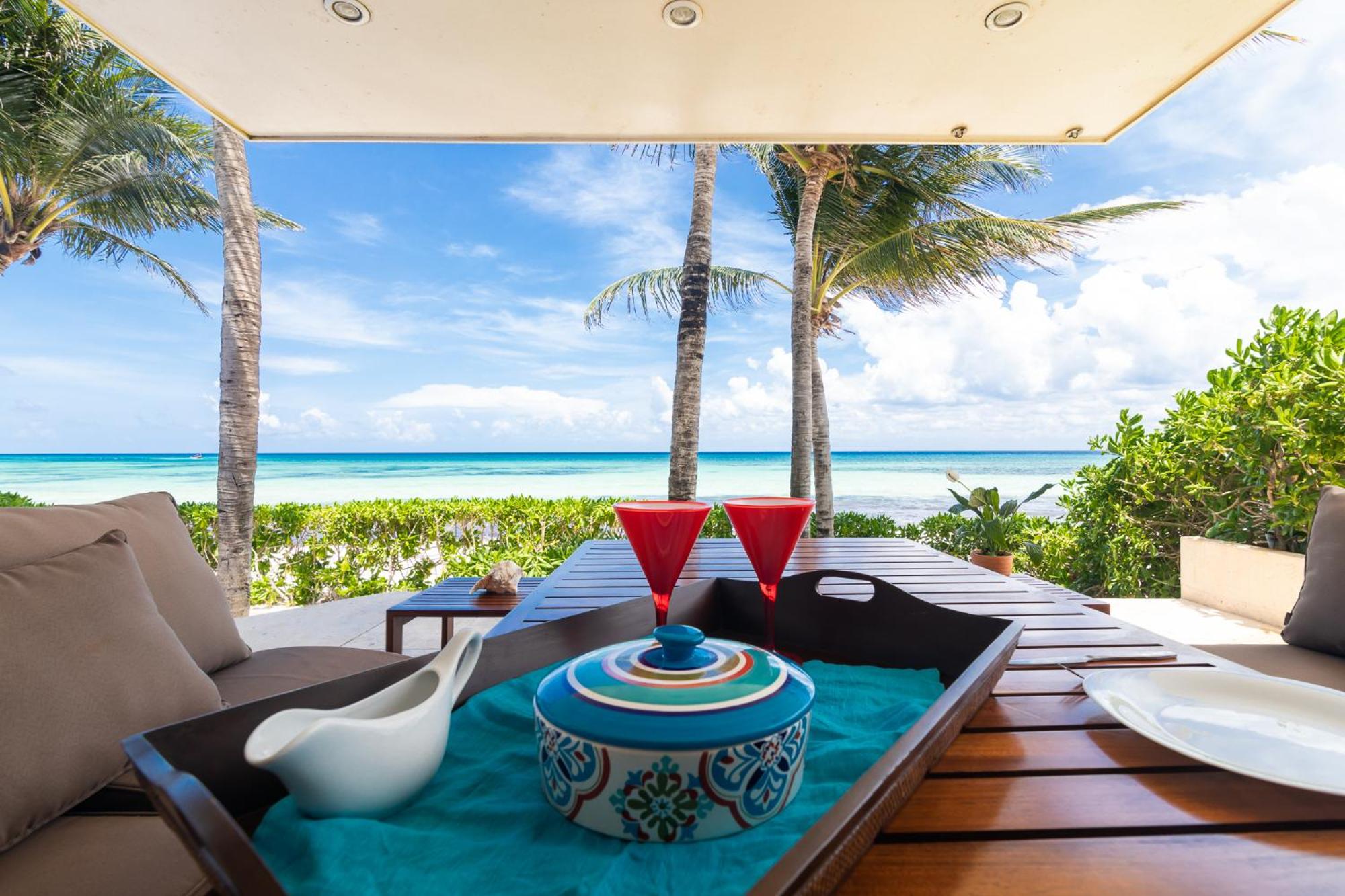 Casa Martini- Oceanfront private pool house for 6, imagen 4