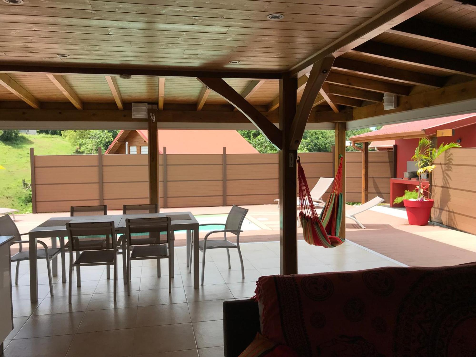 Villa neuve de standing en bois avec piscine, foto 12