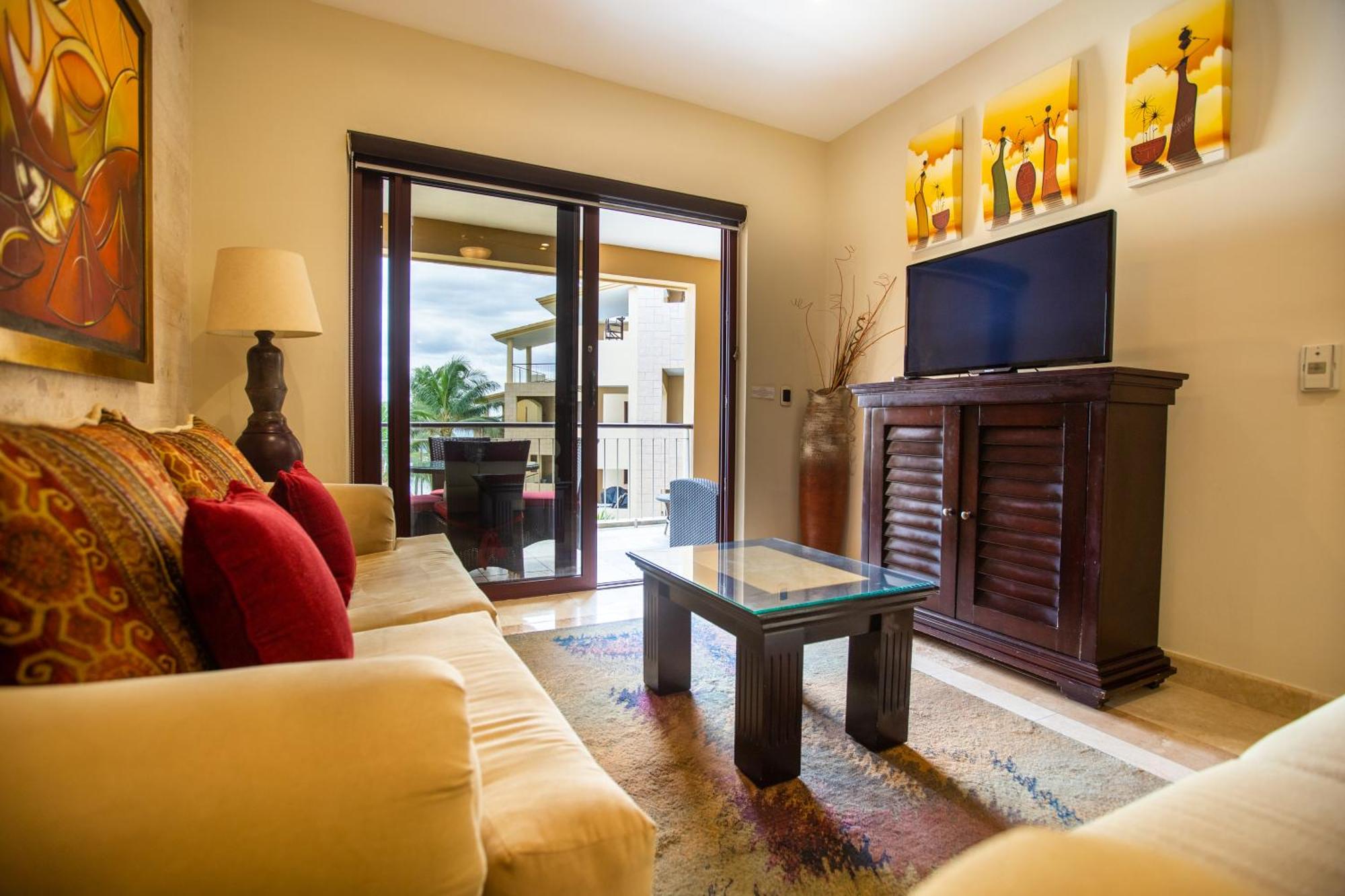 Corner 2 bedrooms condo 3rd floor facing the ocean at ELFARO by DPM, foto 16