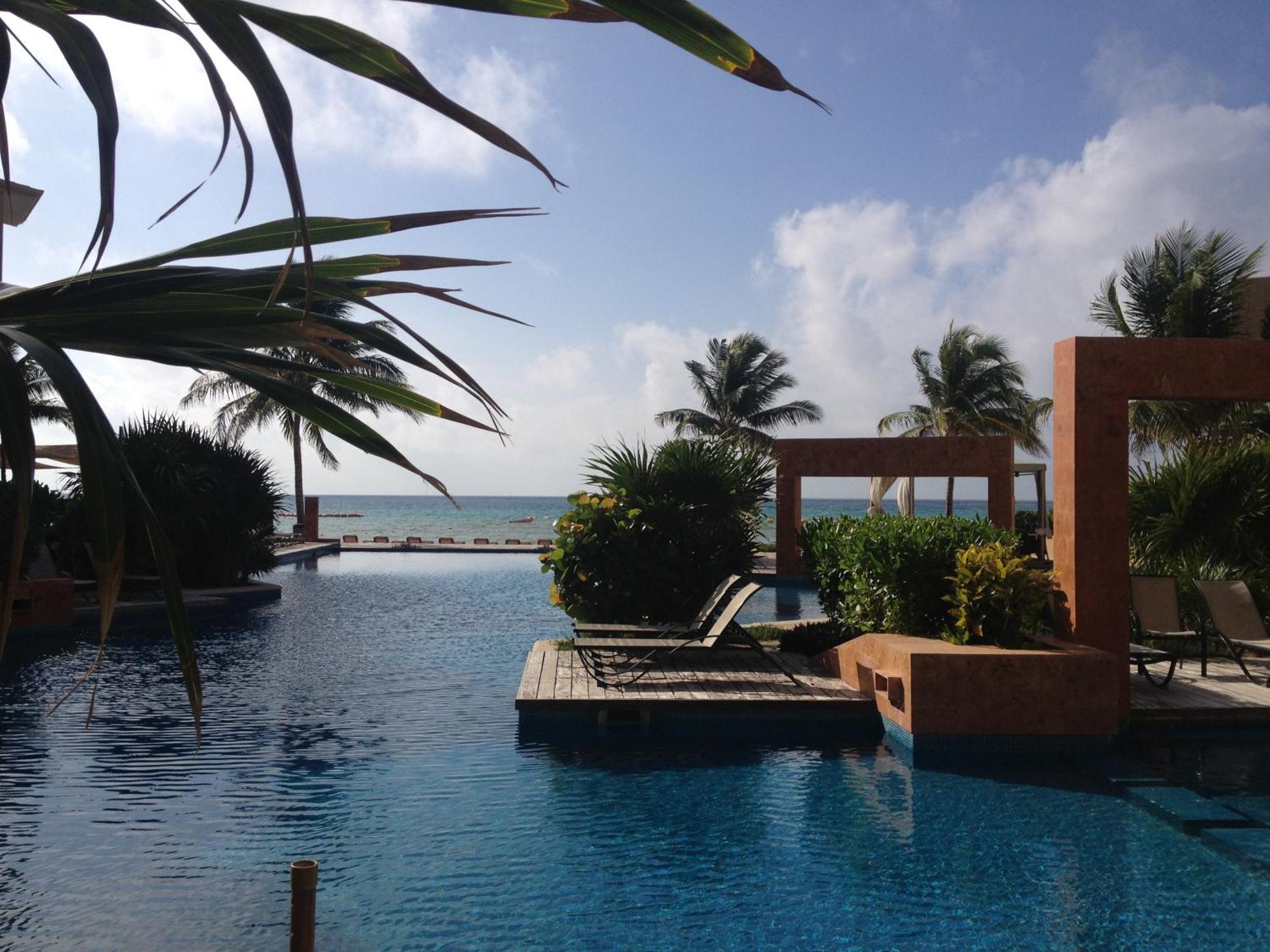 Corner 2 bedrooms condo 3rd floor facing the ocean at ELFARO by DPM, imagen 4