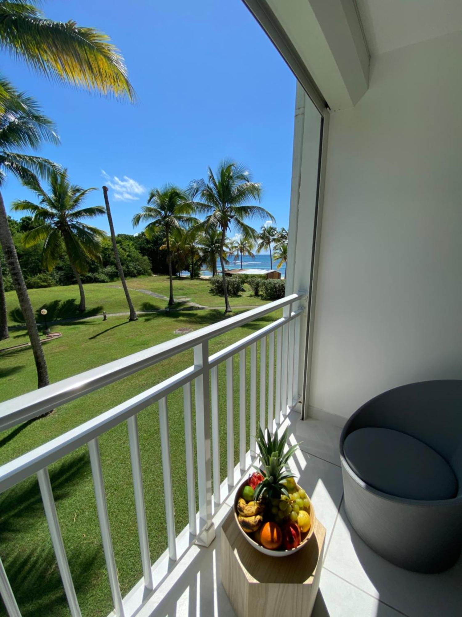 Iguana studio vue mer avec cuve