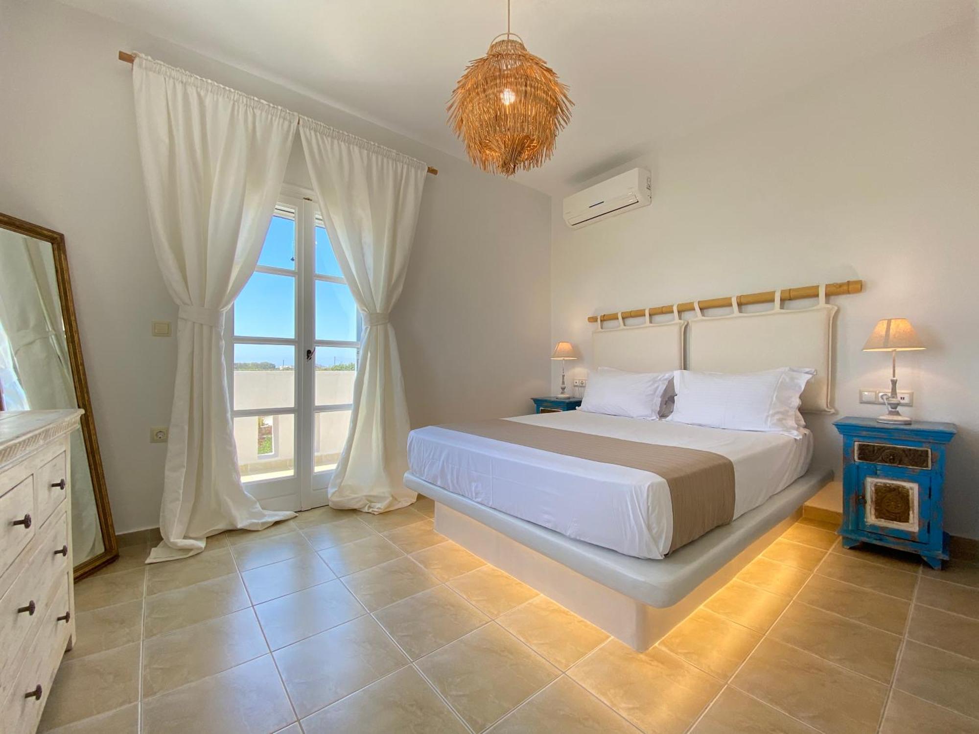 Seaside Naxos • Holiday Villas — foto 5