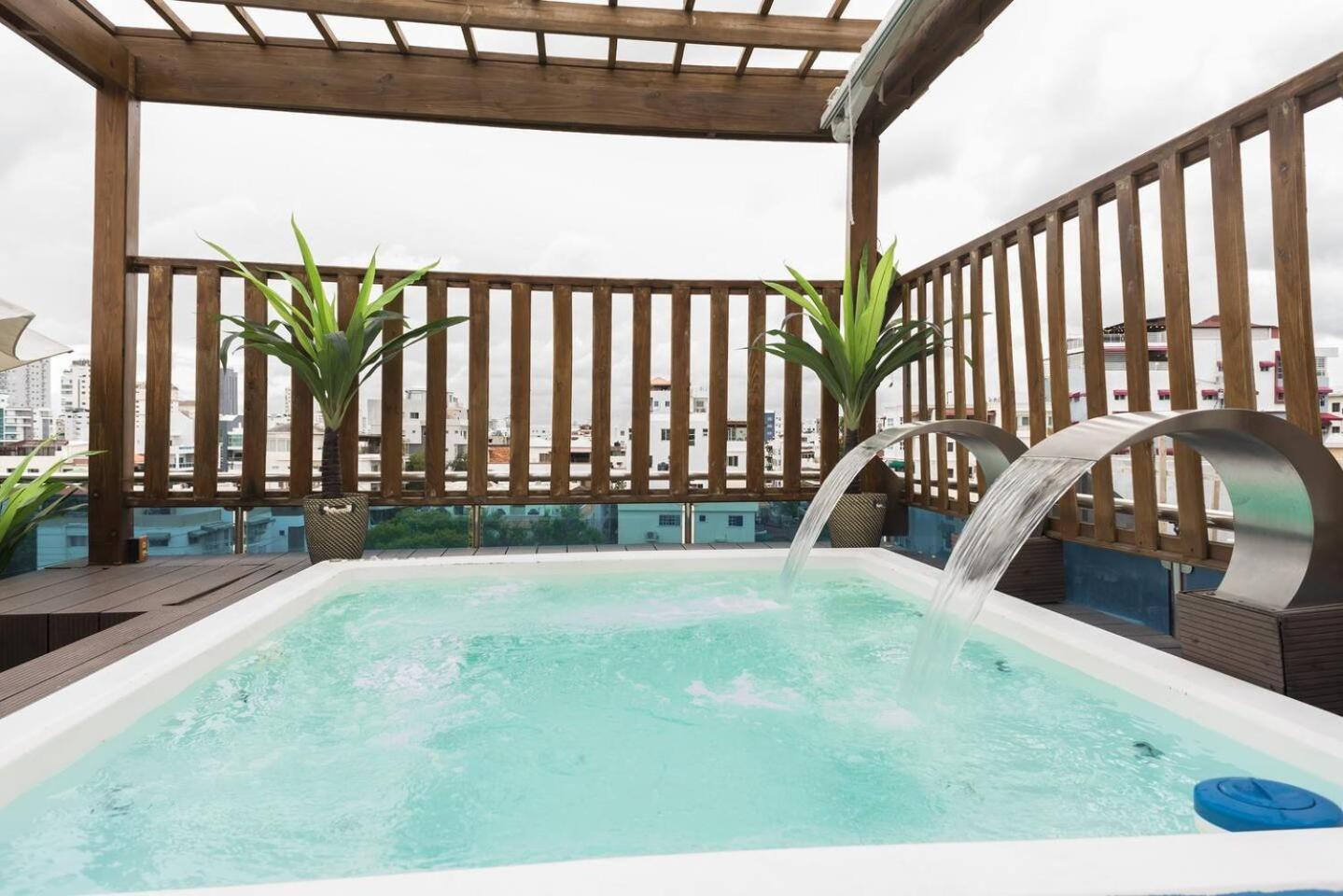 8-Bedroom Penthouse with Private Jacuzzi & Rooftop