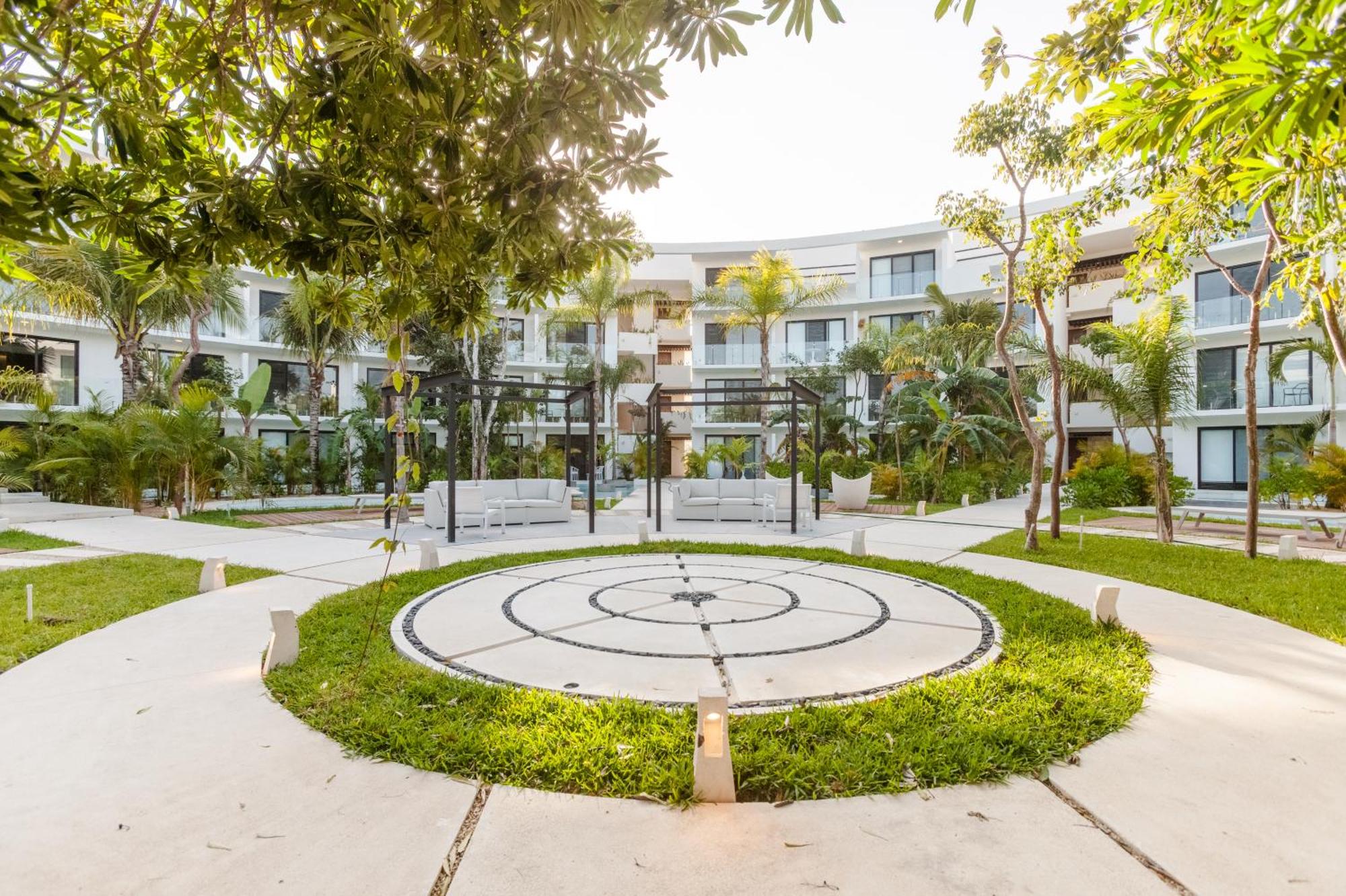 Your place in Town with Pool, coworking and gym located at Central Park Lagunas, foto 11