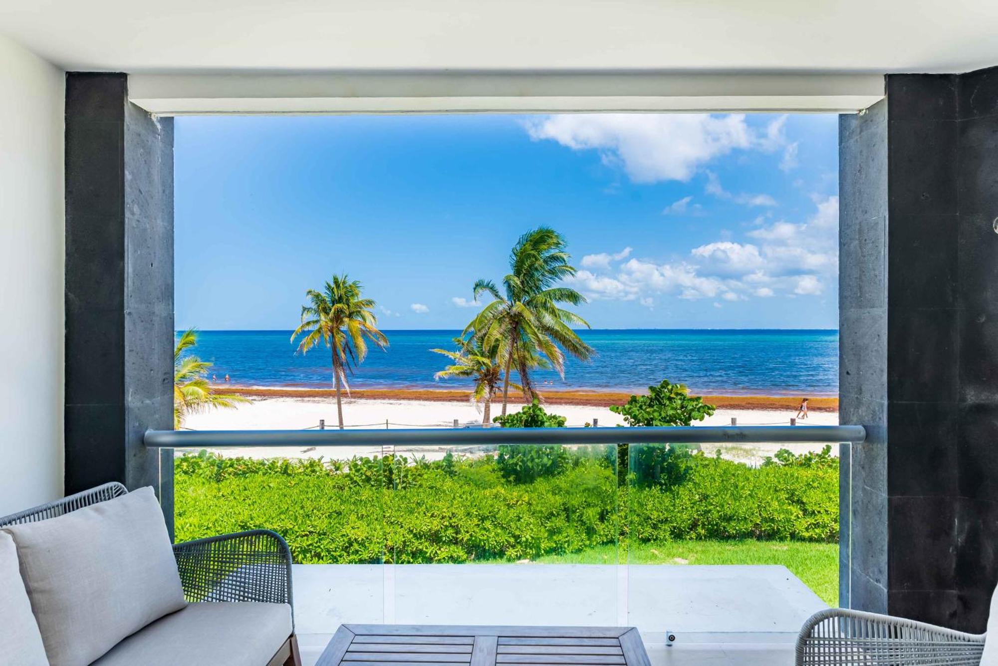 Mareazul Beach Front Condos At playa del Carmen, imagen 2