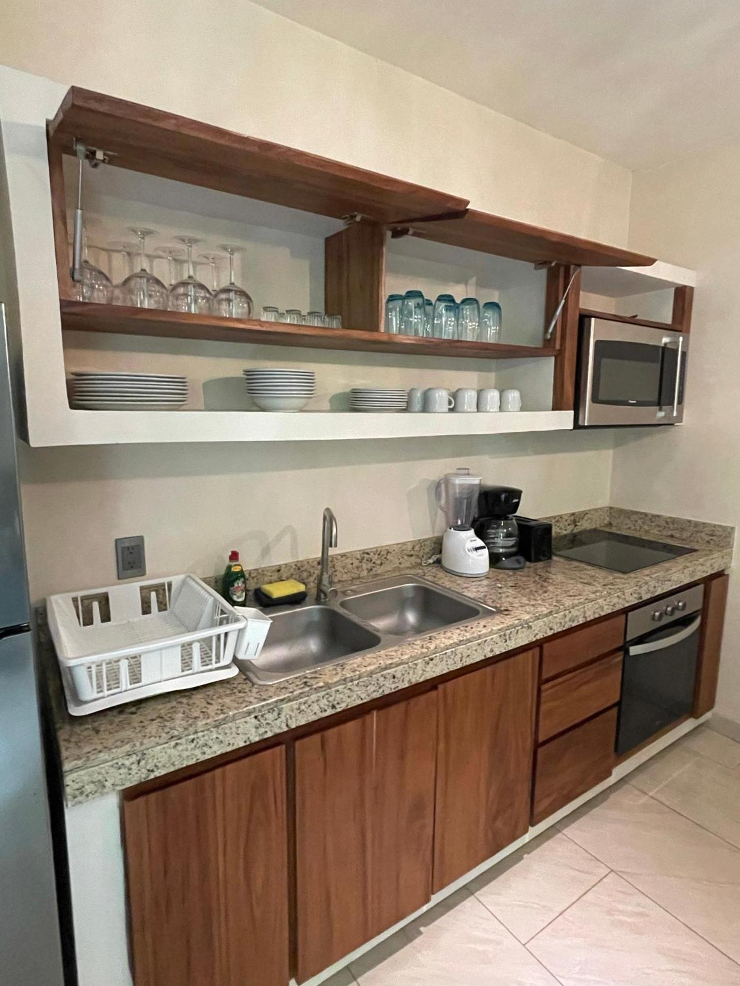 Jungle View 2bed 2bath Condo/ Wi-Fi/ Pool/ Gym, foto 8