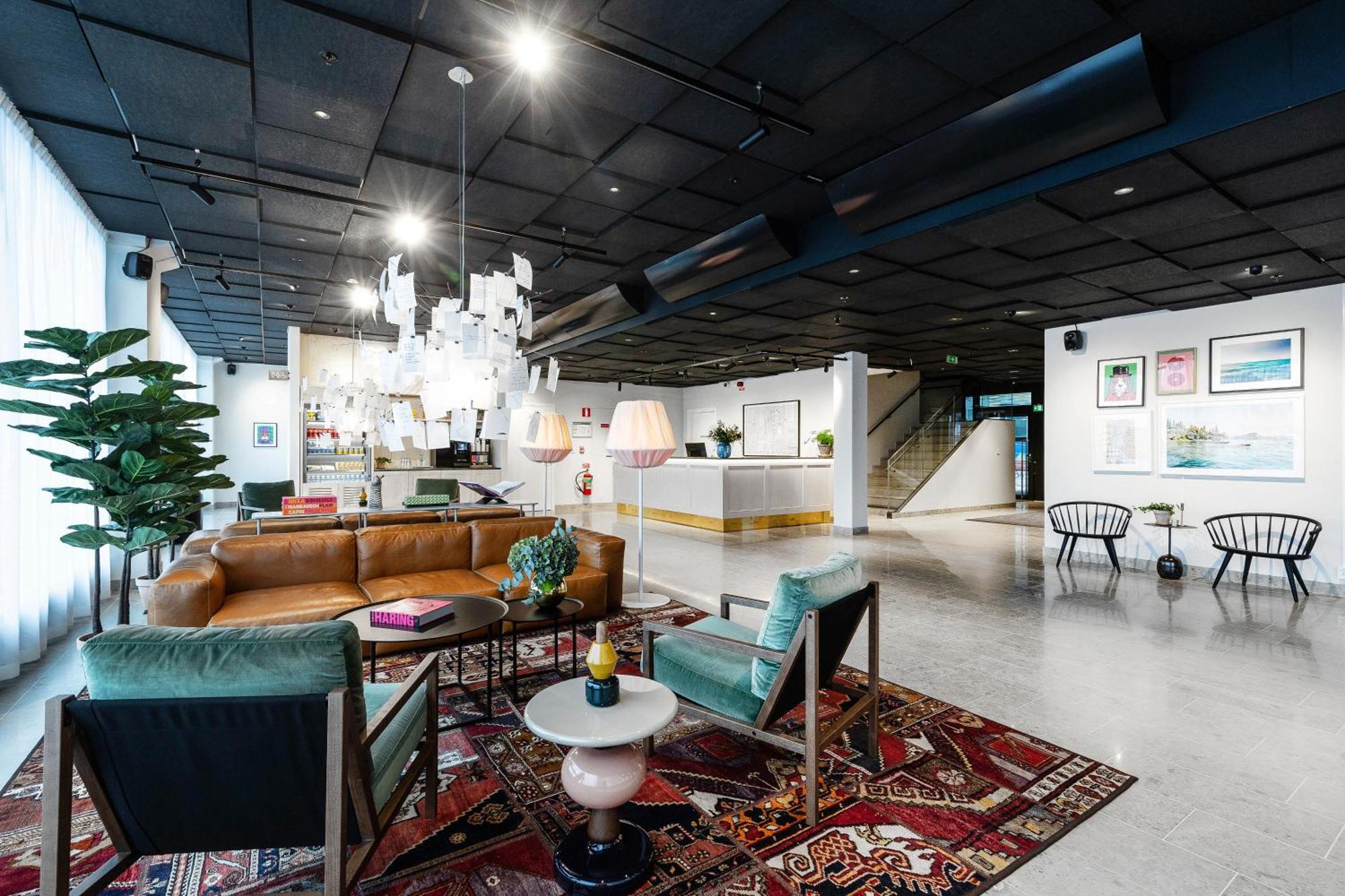 10. Biz Apartment Bromma