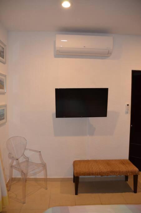Beautiful condo with pool, imagen 5
