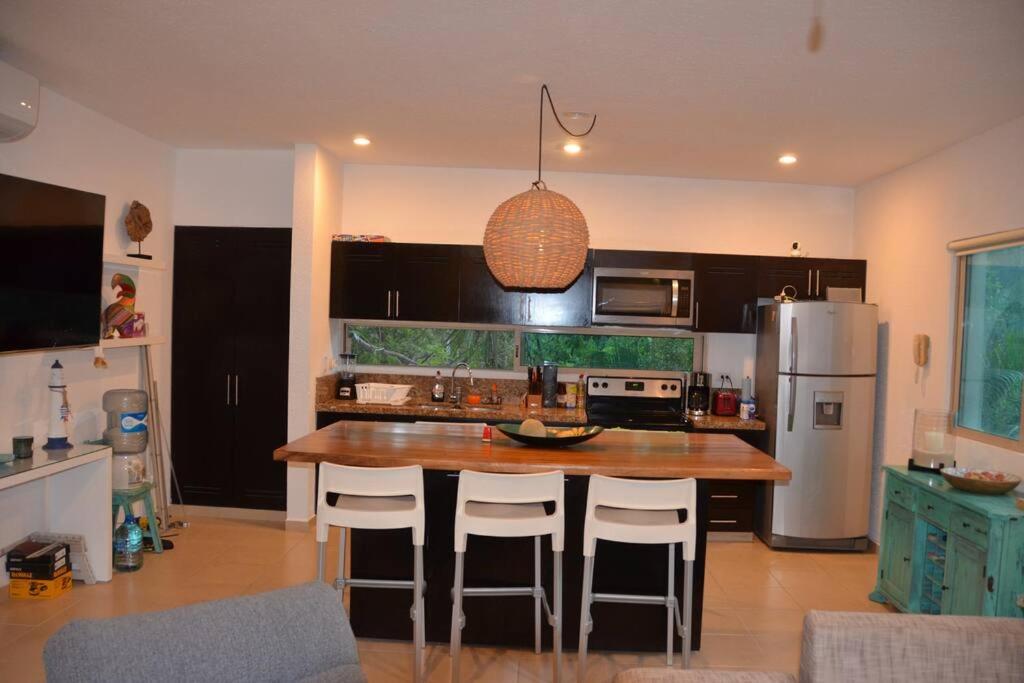 Beautiful condo with pool, foto 6