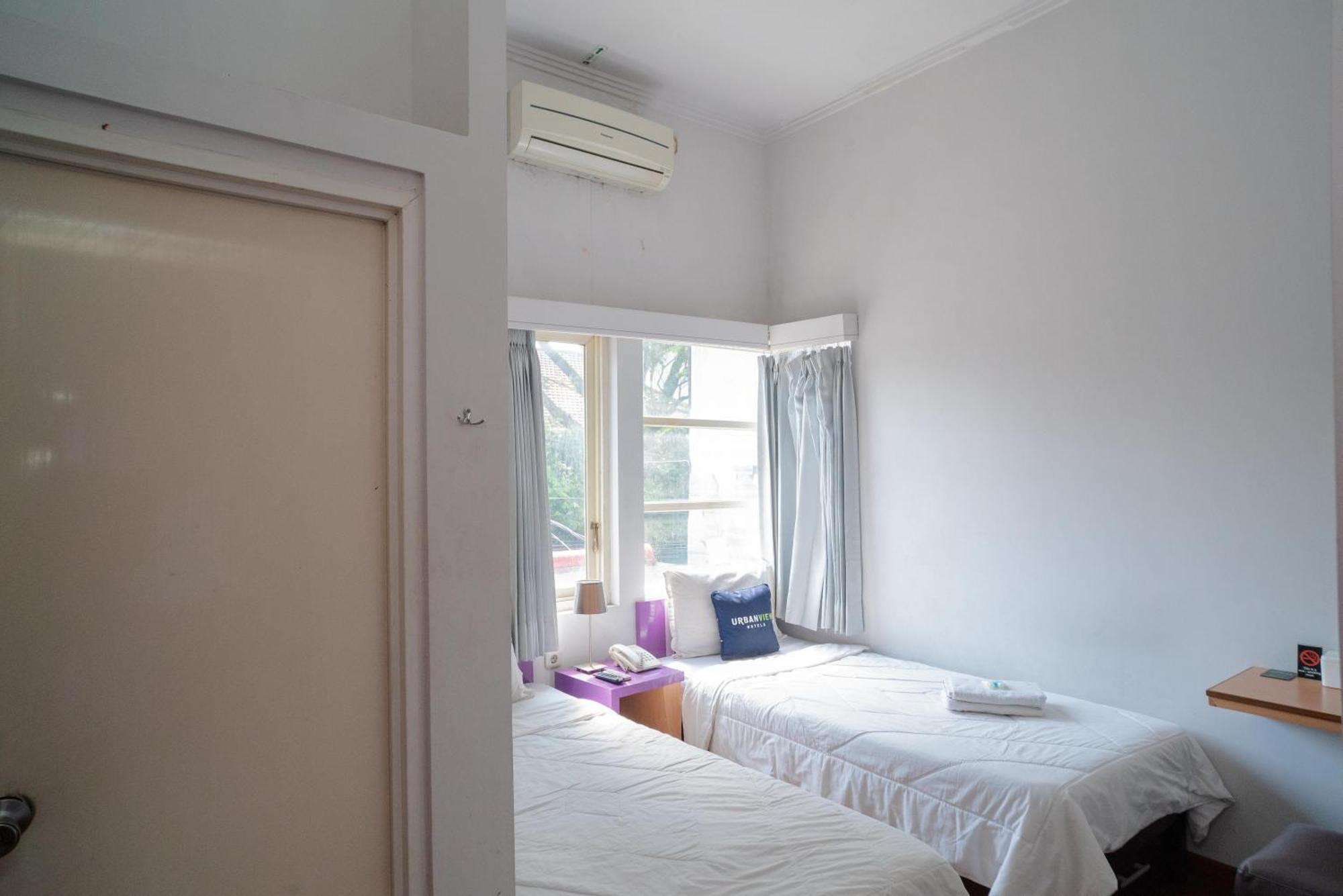 Urbanview Hotel FiFFa Kauman Malang — foto 4