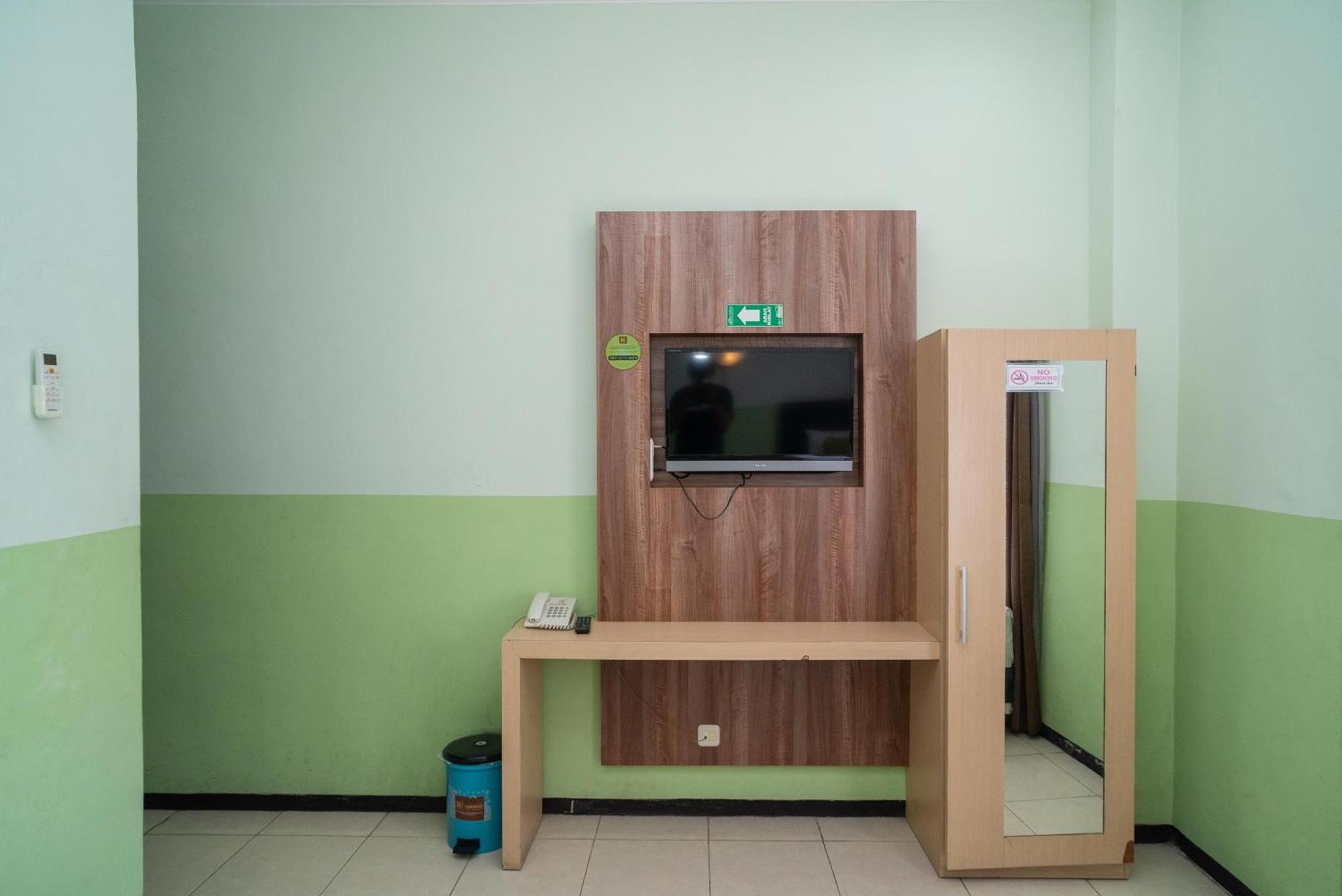 Urbanview Hotel de Kopen Malang by RedDoorz — foto 4