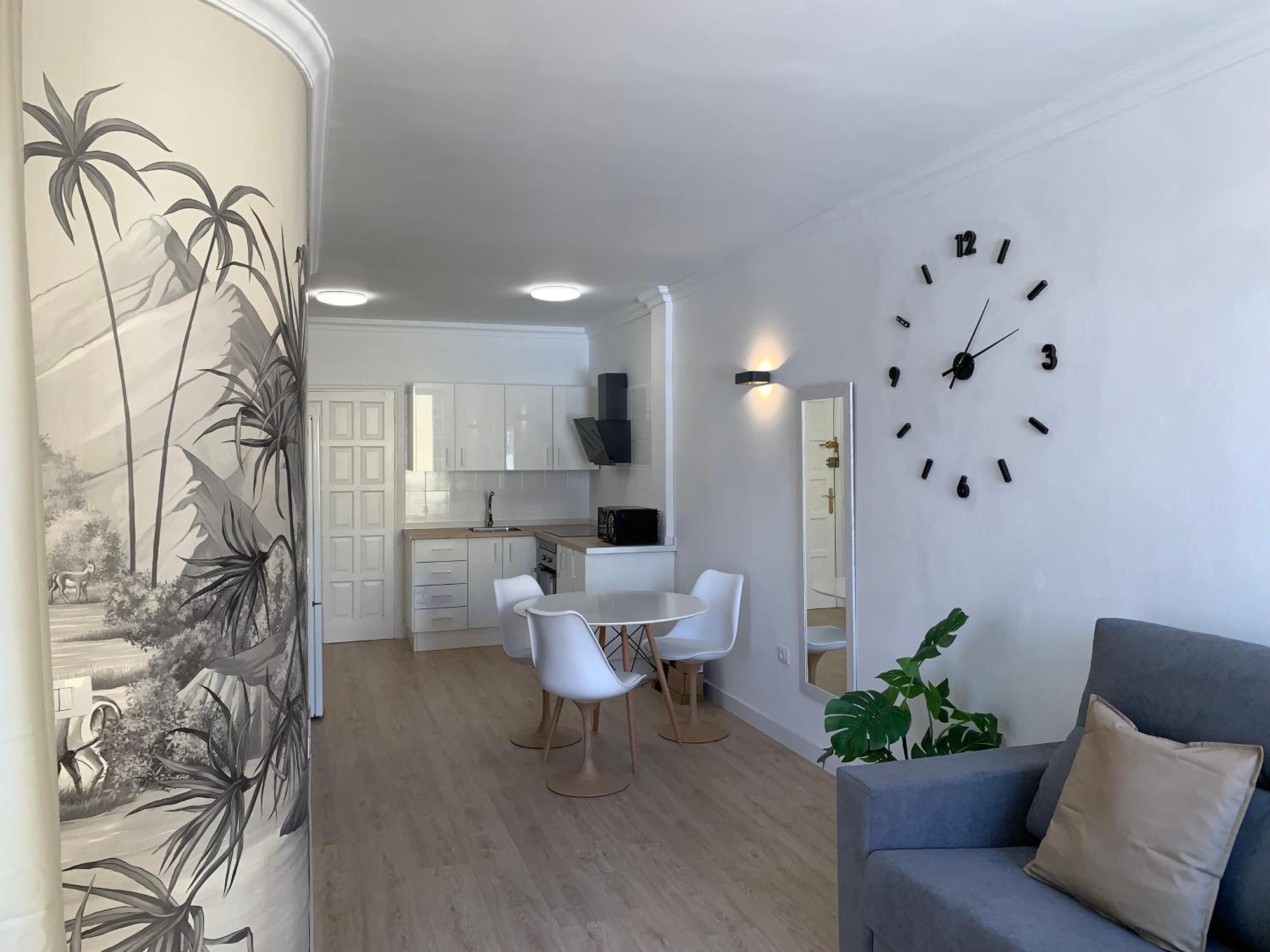 Nice Apartment Playa las Vistas. Wifi.