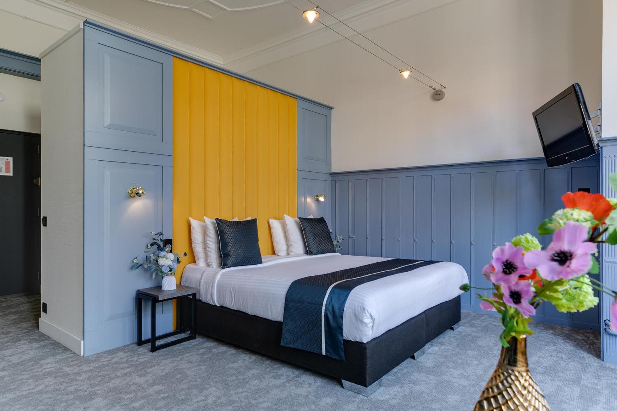 5. Hotel Royal Bridges
