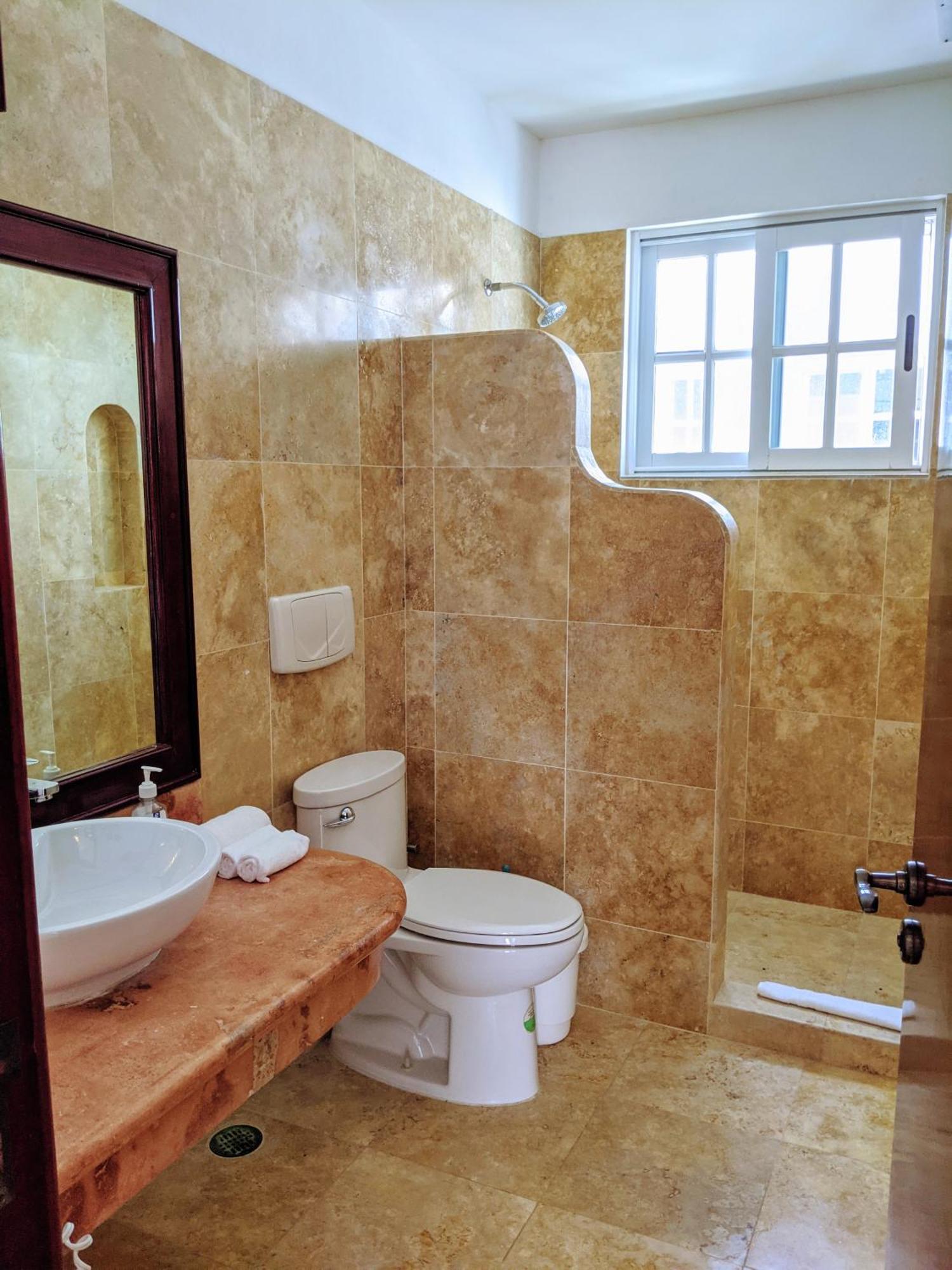 Castillo Playacar Fase 1 9br 3Kitchen Pool walk to Beach 5th Ave 25max, foto 11