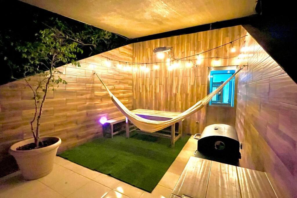 Penthouse Terraza & Jacuzzi Panorámicos, playas-cenotes y la Quinta Avenida todo caminando a 10 minutos! Muy amplio 2 niveles, excelente ubicación centro de Playa del Carmen, cerca de restaurantes, bares, área de coworking incluid, imagen 5