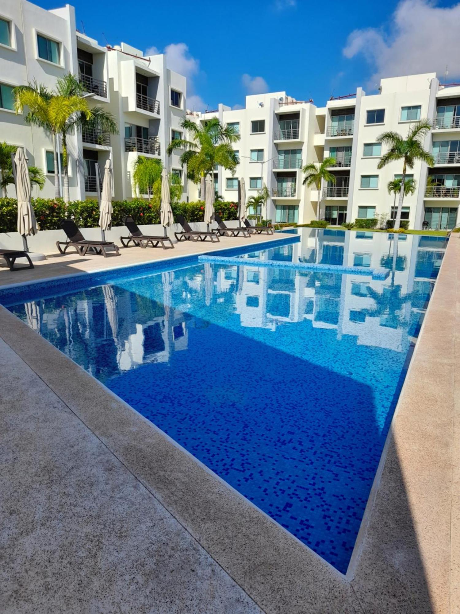 Gorgeous Apartment HOEStel Long Island!, foto 14