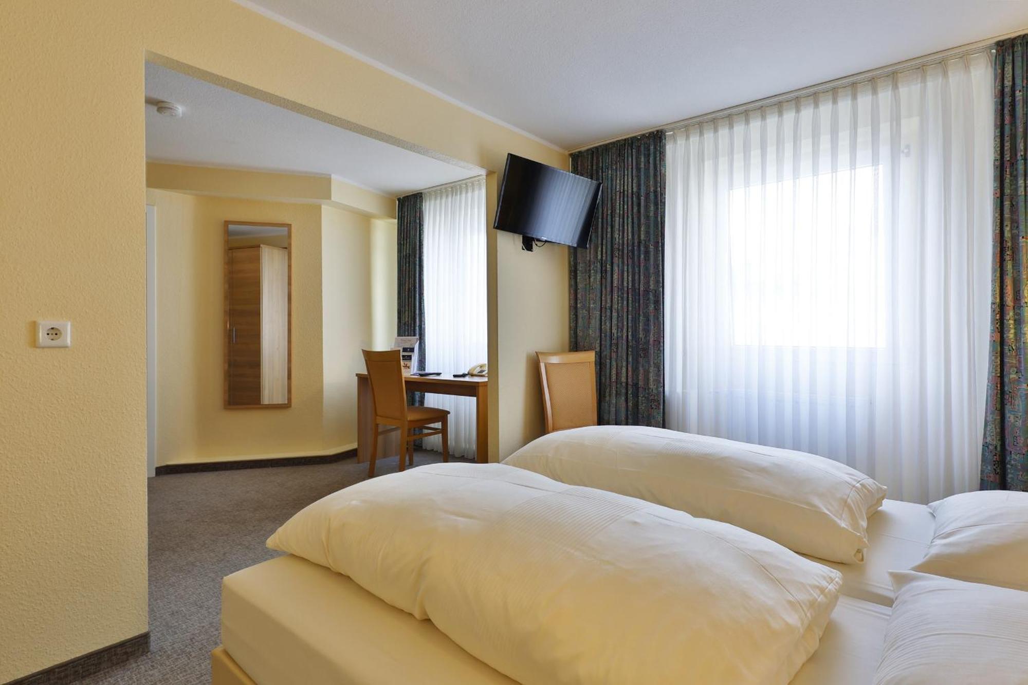 9. Central Hotel