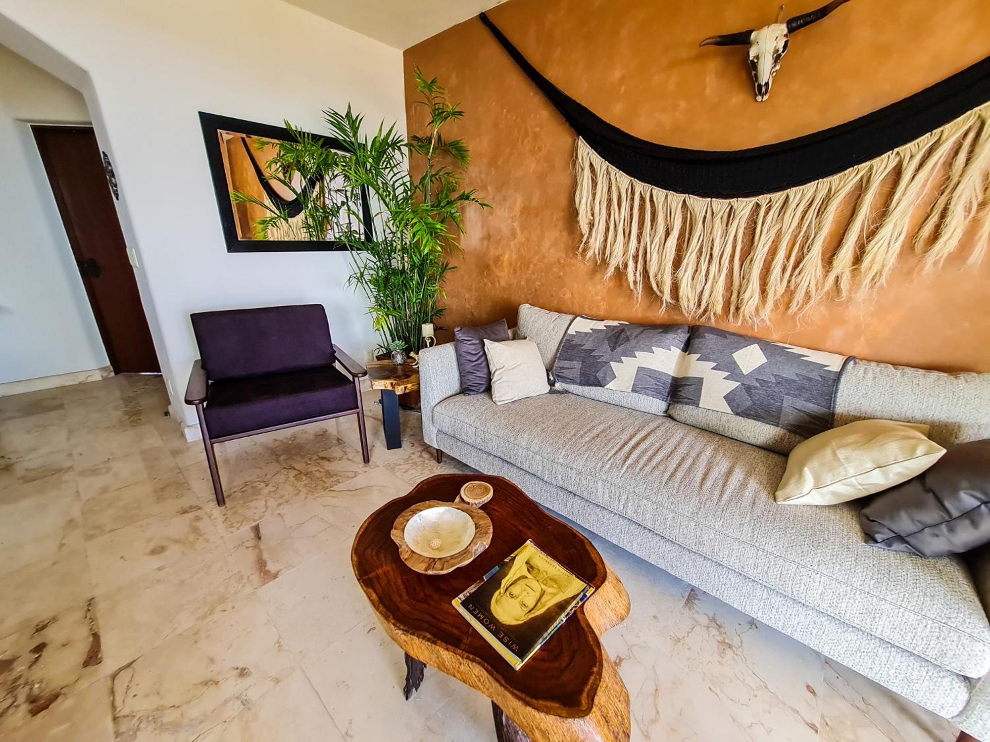 STYLISH OCEANFRONT CONDO with POOL, foto 16