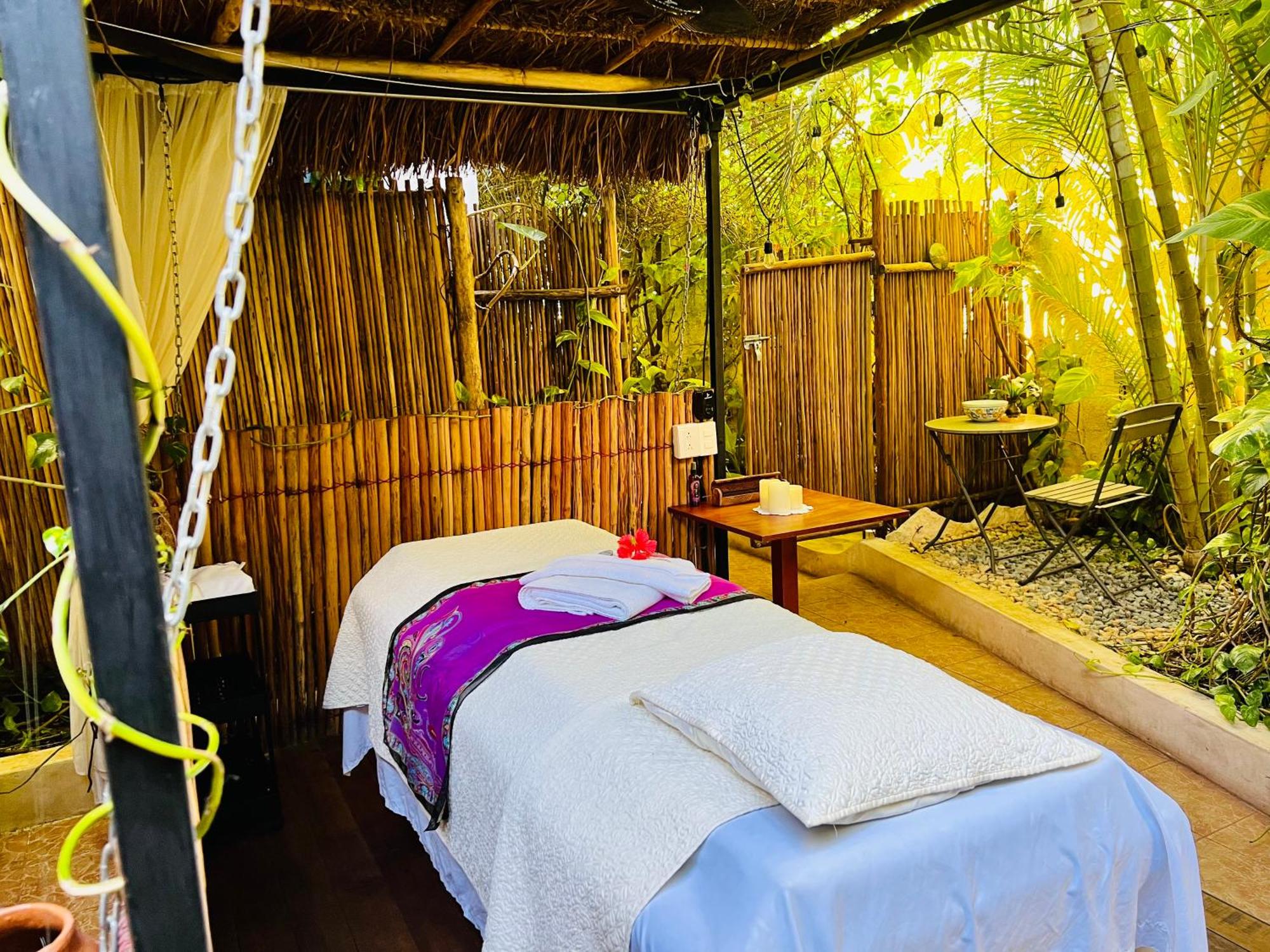 Hacienda Boutique B&B and Spa Solo Adultos, imagen 4