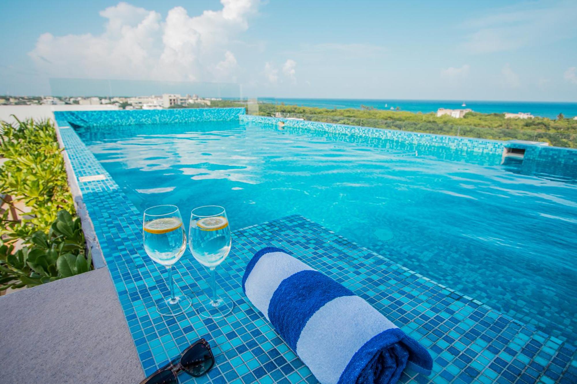 Condos with ocean view pool in Av 10 & 60 street, imagen 3