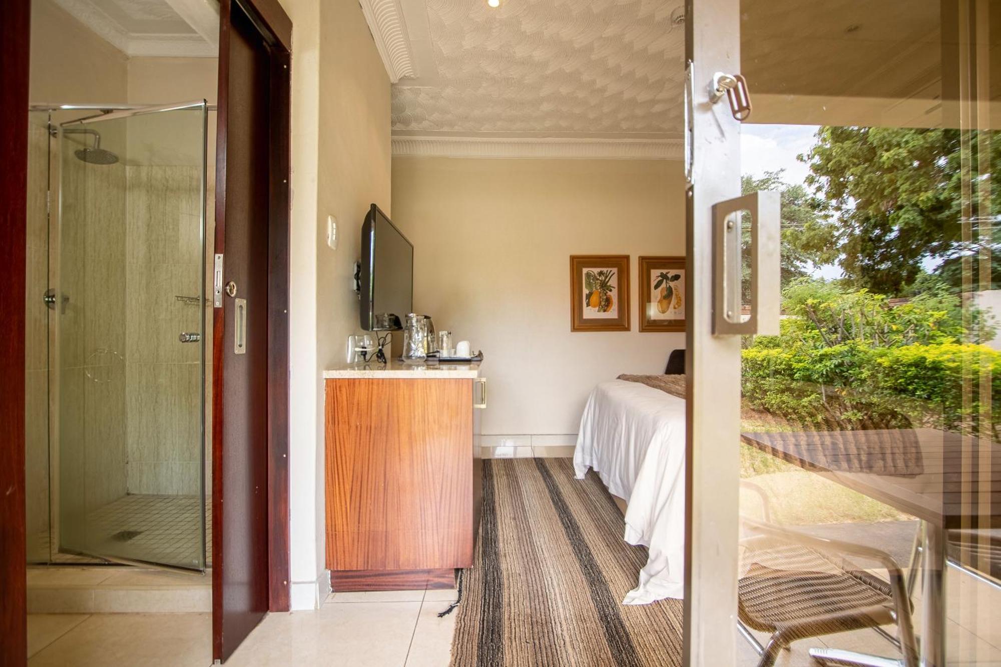 The Victoria Falls Deluxe Suites