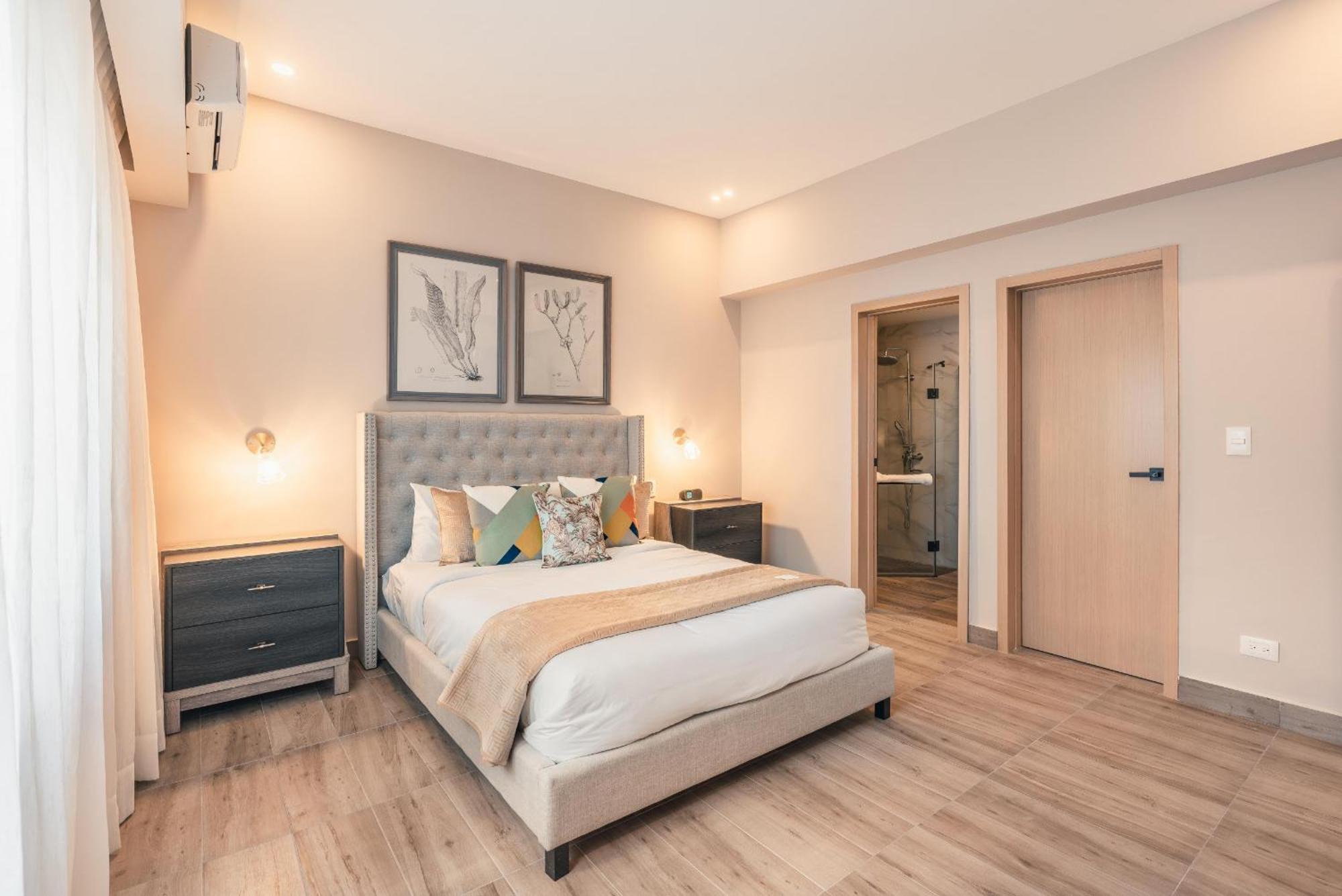 Apartment at Regatta Living II - 406 fully-equipped, foto 14