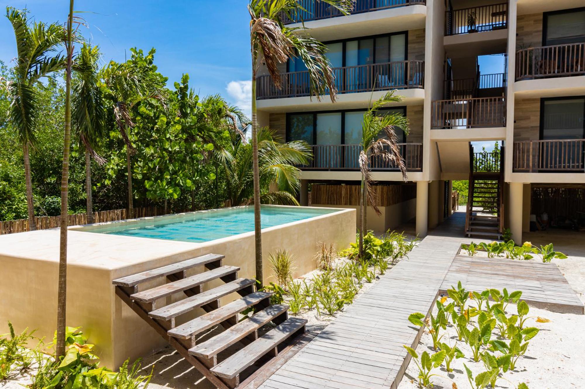 Beautiful Loft Steps From The Beach in Punta Cocos - D101, foto 15