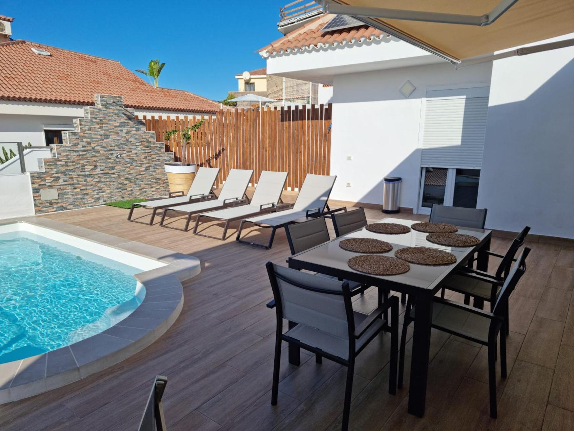 Villa moderna en Costa Adeje con Piscina privada y Cerca del Siam Park