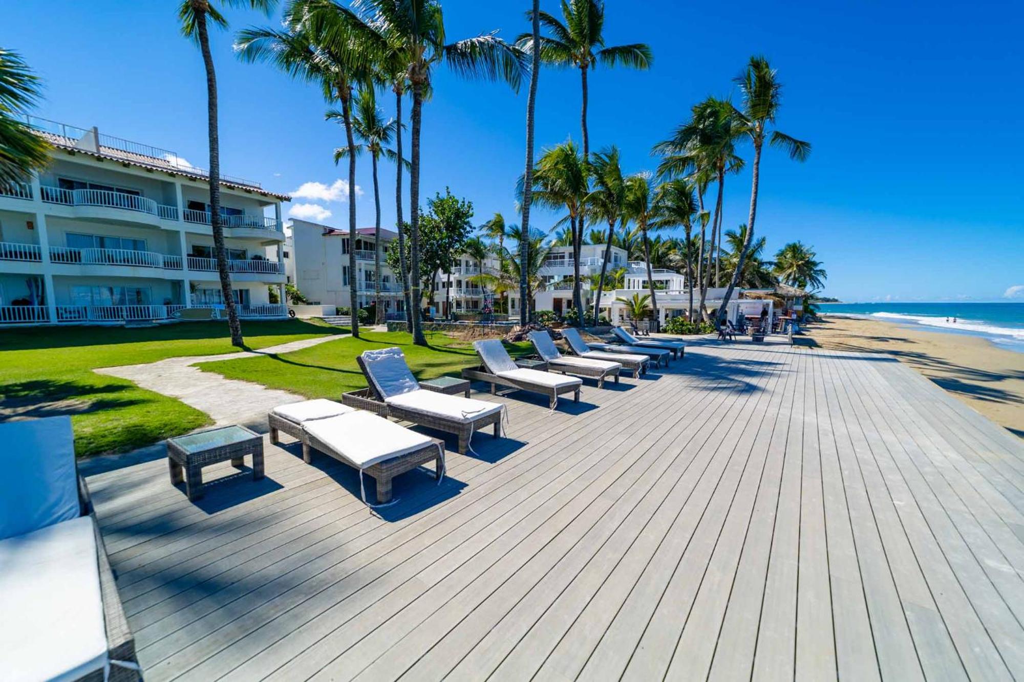 Oceanfront Kite Beach, 1BR, 30 feet to sand, Pool, 200Mbps WiFi, foto 8