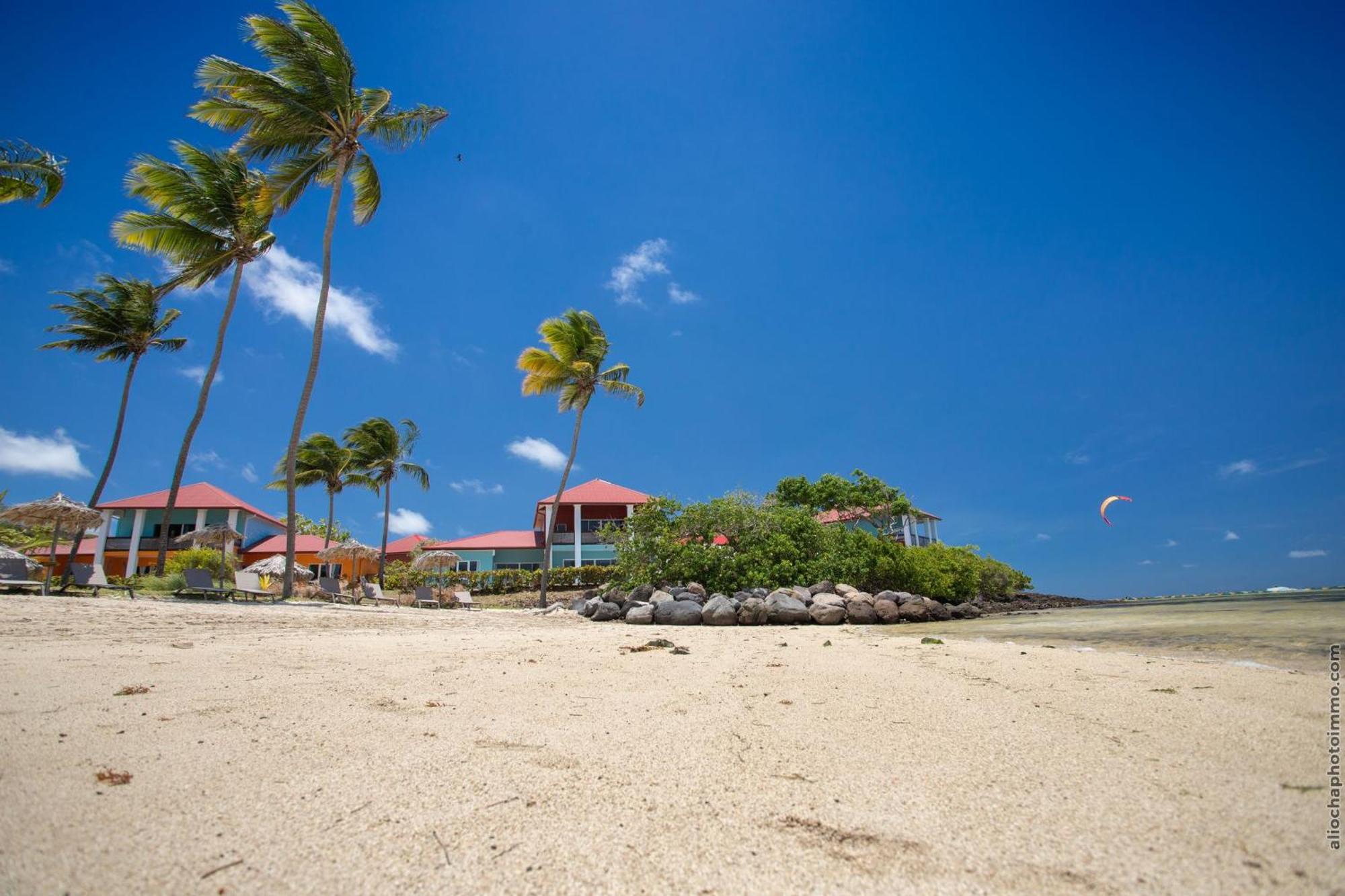 Au bord du lagon , Bungalow avec piscine privée, imagen 2