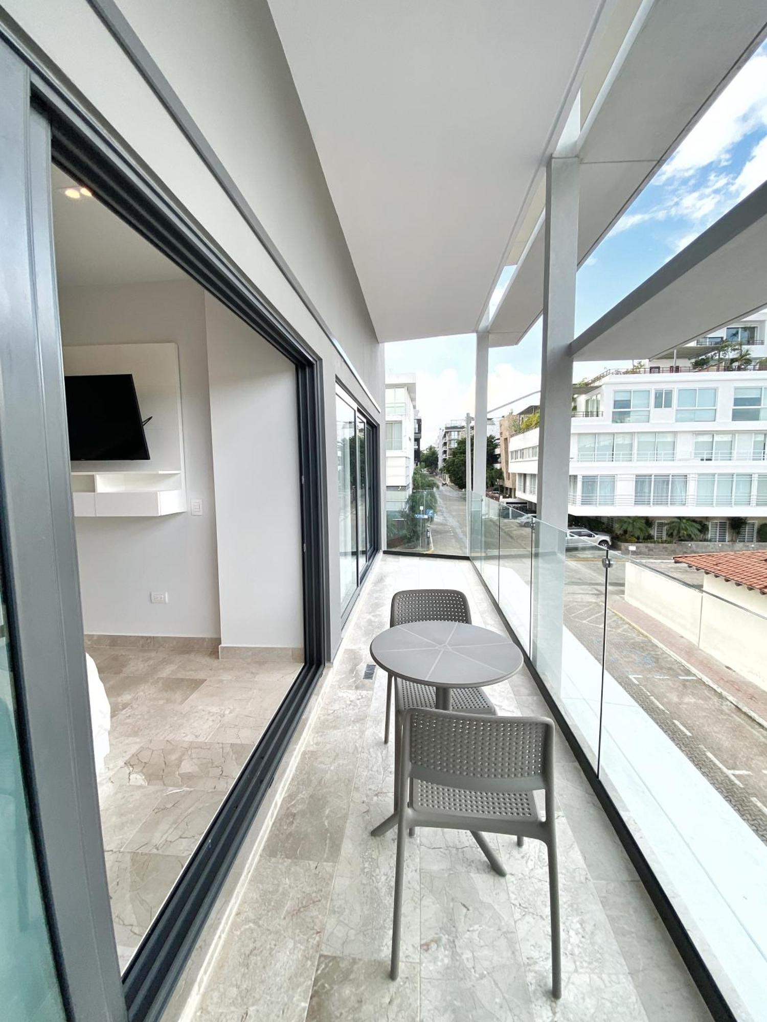 1BR condo de lujo a pasos del mar y de la 5ta avenida, imagen 5