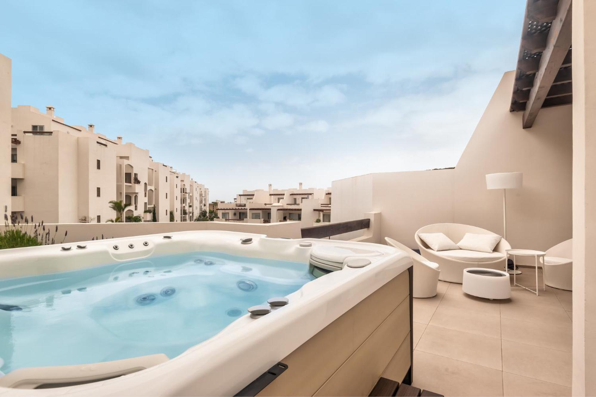 Tahona 3-1 PENTHOUSE JACUZZI POOL VIEW 3B