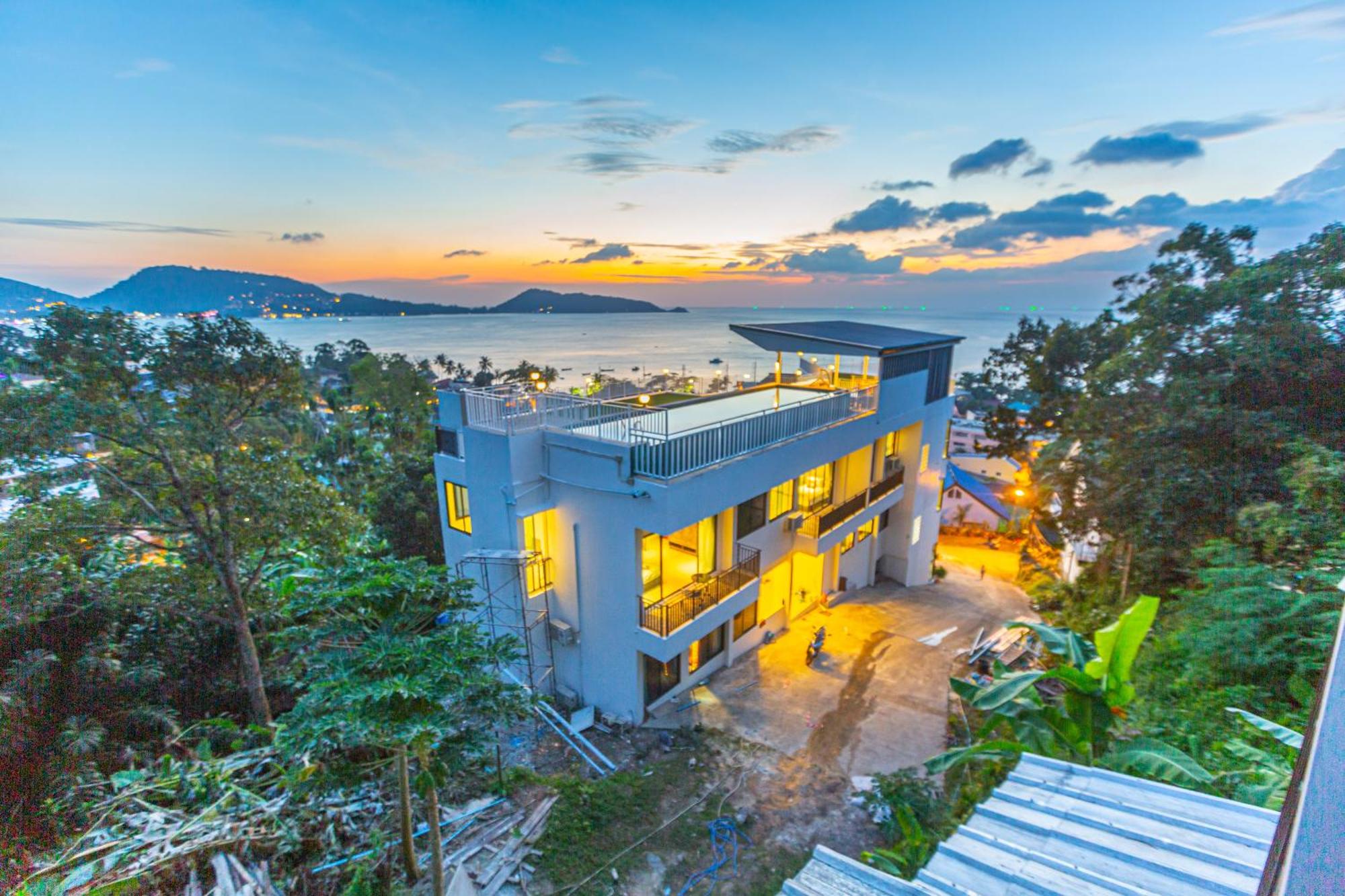 Rossarin Sea View Patong