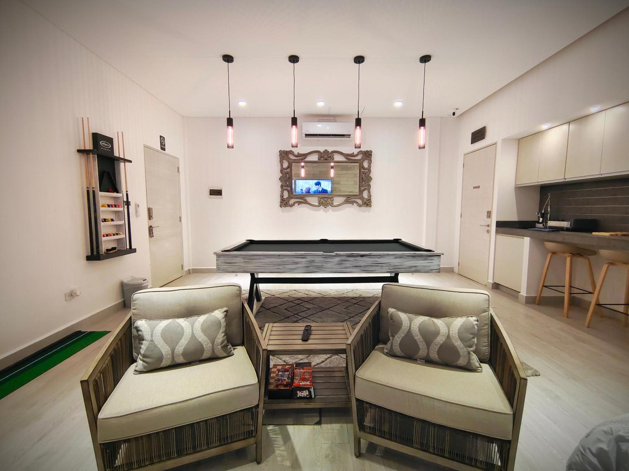 1st Luxury Warehouse, foto 12