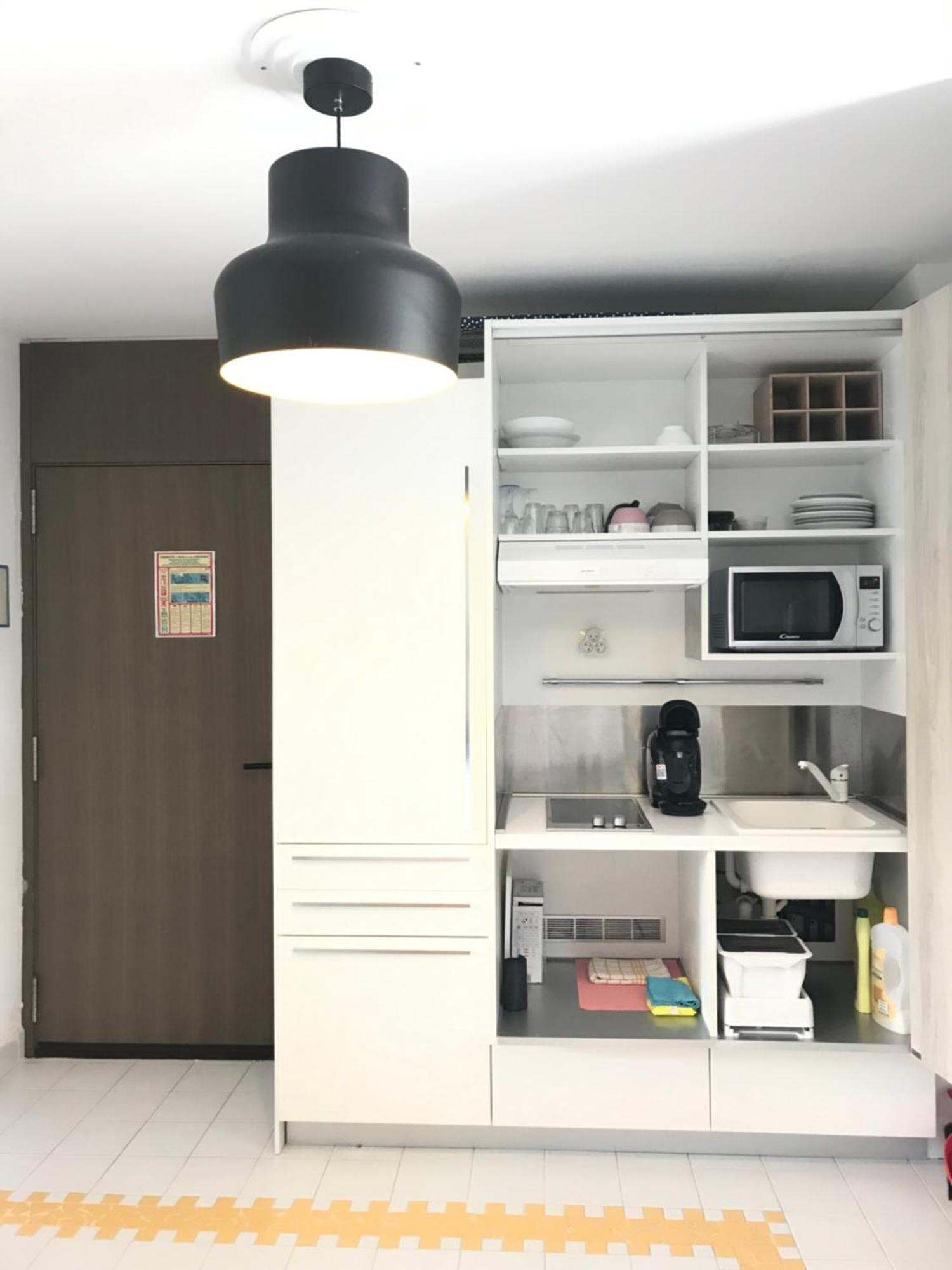 LE CAMASSIA - Studio de standing dans résidence privée avec accès Piscine et plage., foto 14