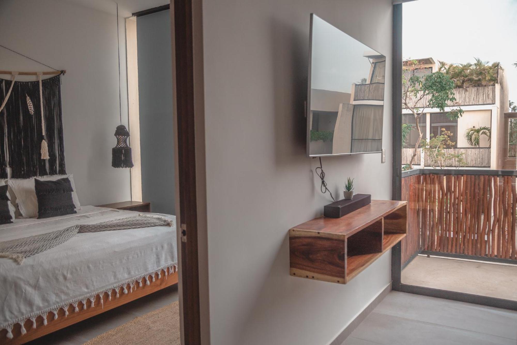 Luxury Penthouse 3BR with Private Pool & Rooftop La Veleta, foto 6