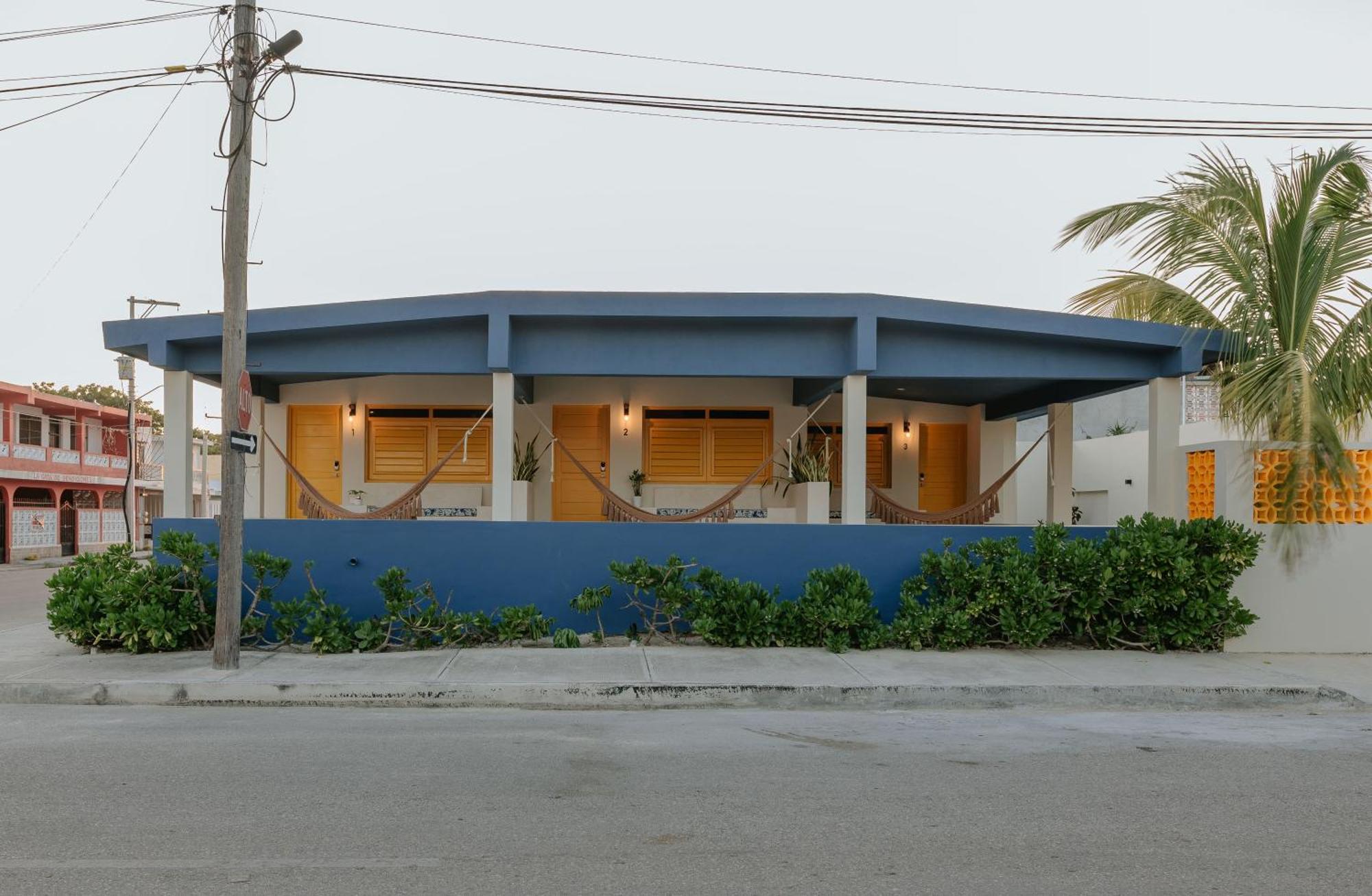 Mare Lindo Studios