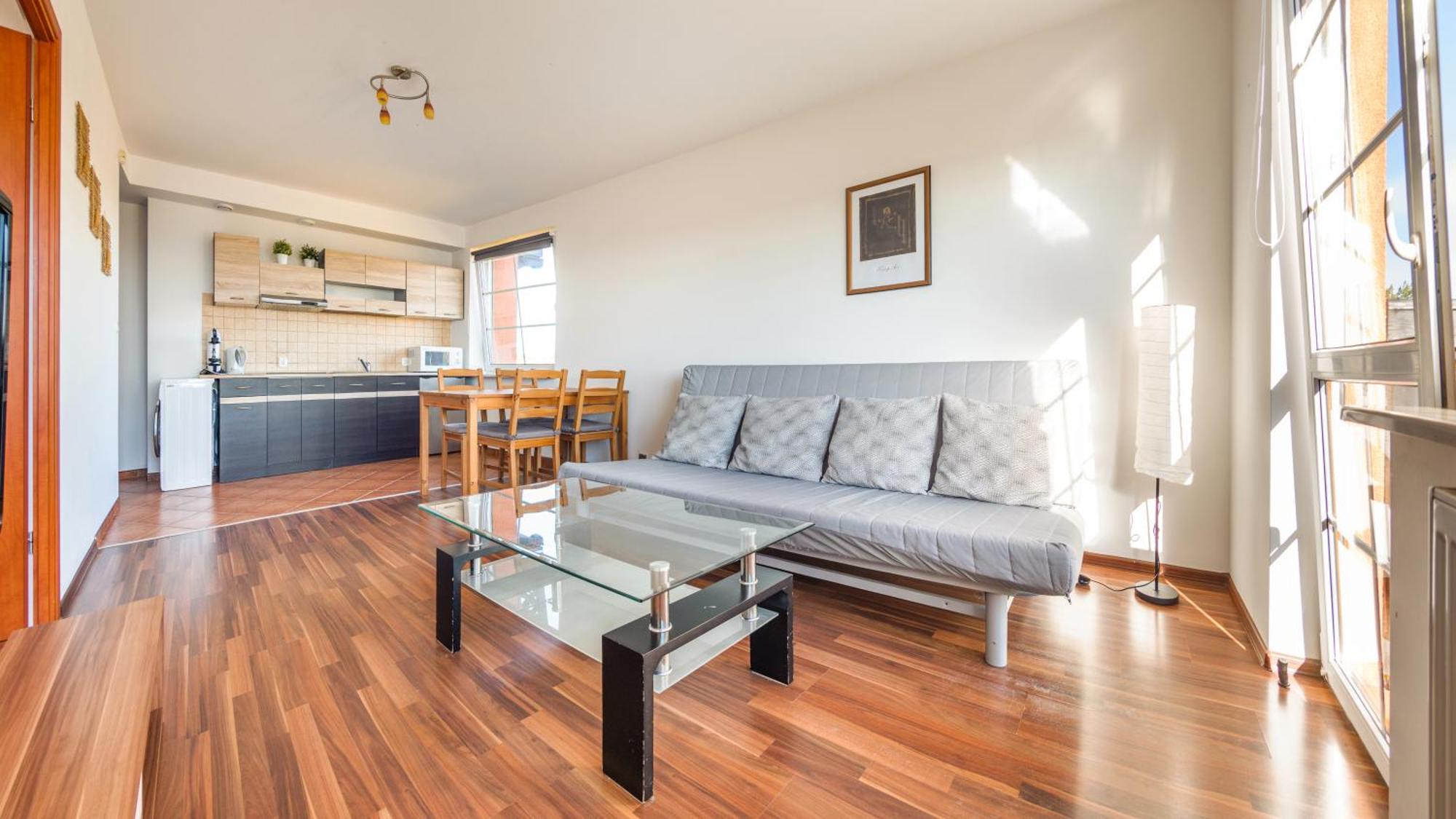 Rzemieslnicza, Sun & Snow