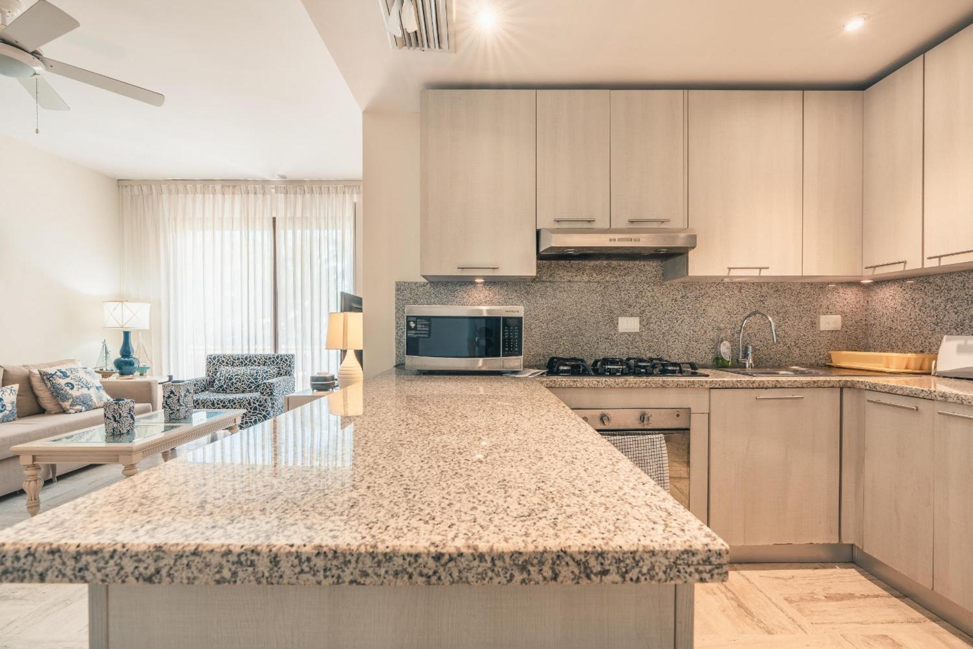 Newly Added 1BR El Portillo Luxury, imagen 5