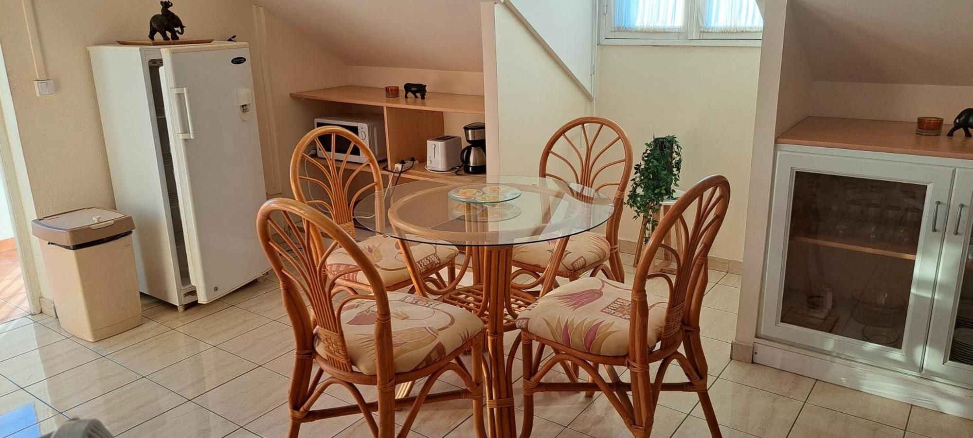 Logement spacieux deux pièces à Baie Mahault, imagen 4