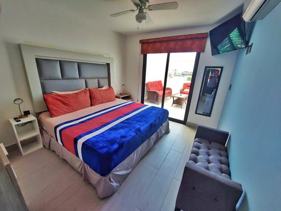 ToP VIP! Pent-house with your PRIVATE pool & chairs 2 bedrooms, foto 6