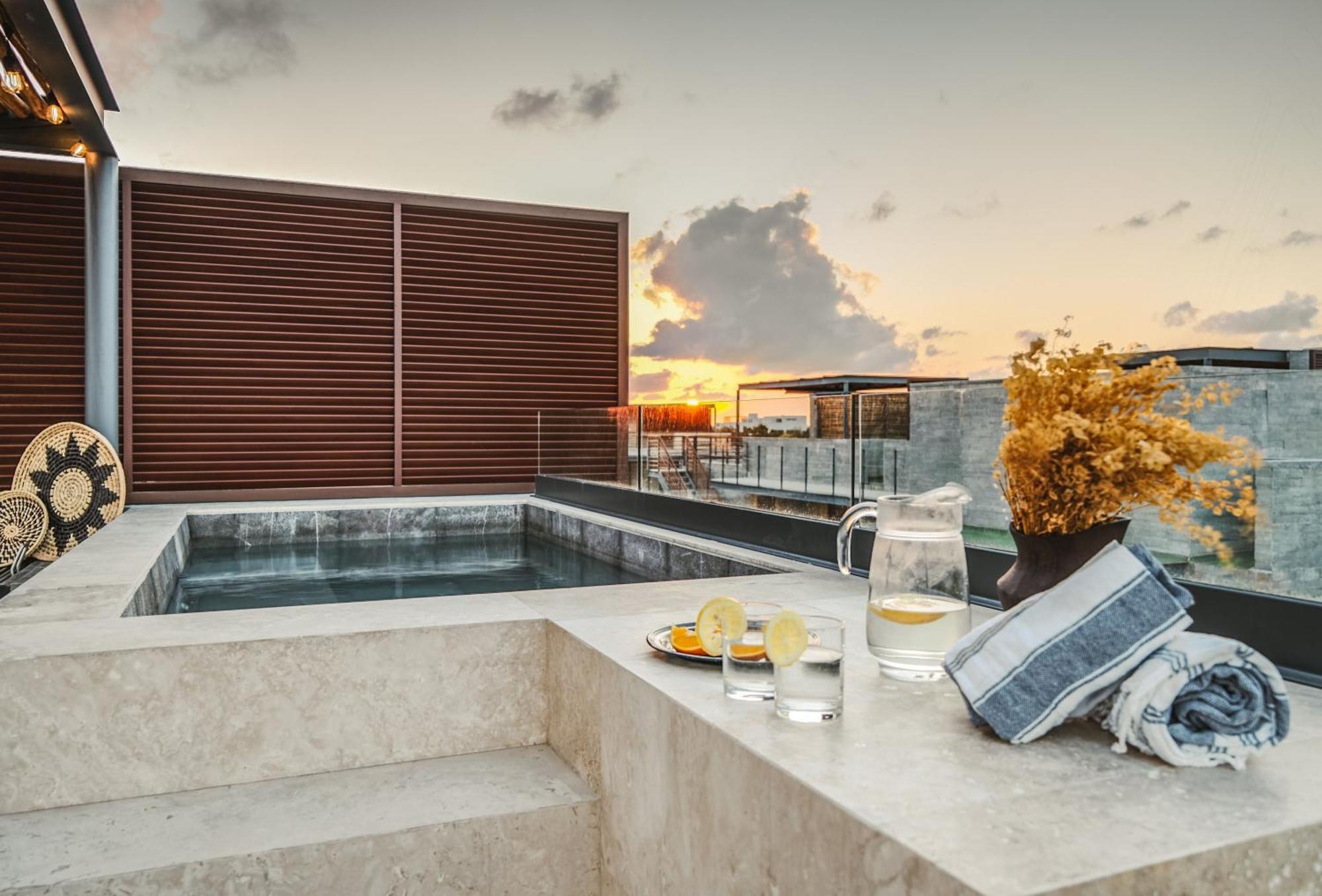 Luxury 2BR Penthouse Tulum Private Pool Cenote, imagen 2